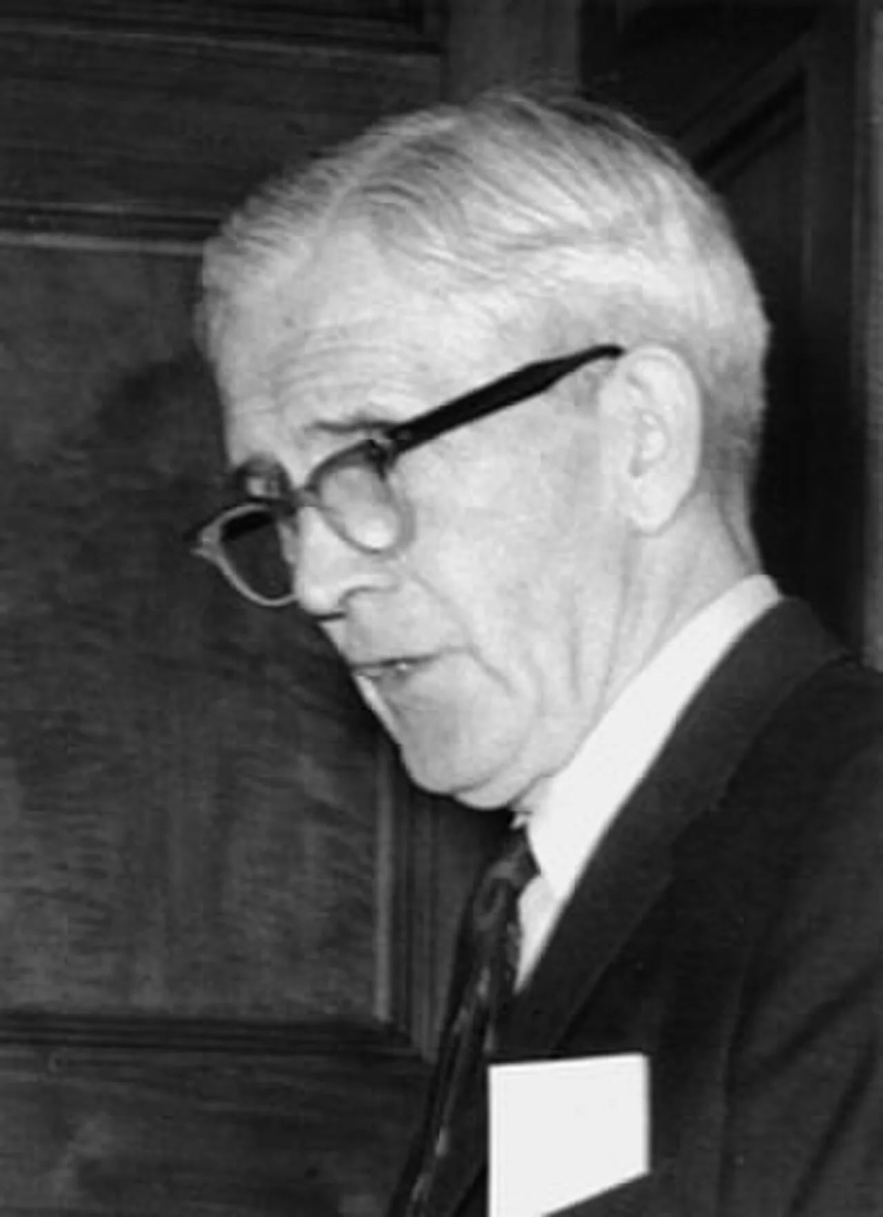 Portrait of Henry De Wolf Smyth (1898–1986) – memorial page