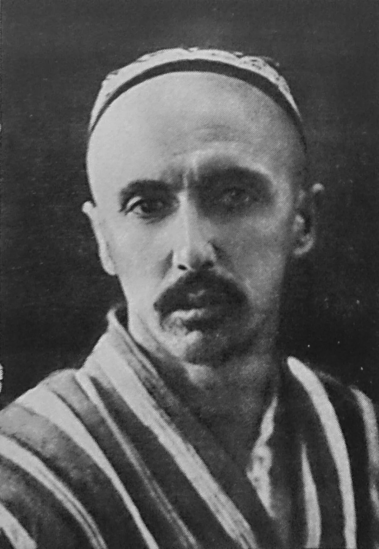 Portrait of Hamza Hakimzoda Niyoziy (1889–1929) – memorial page