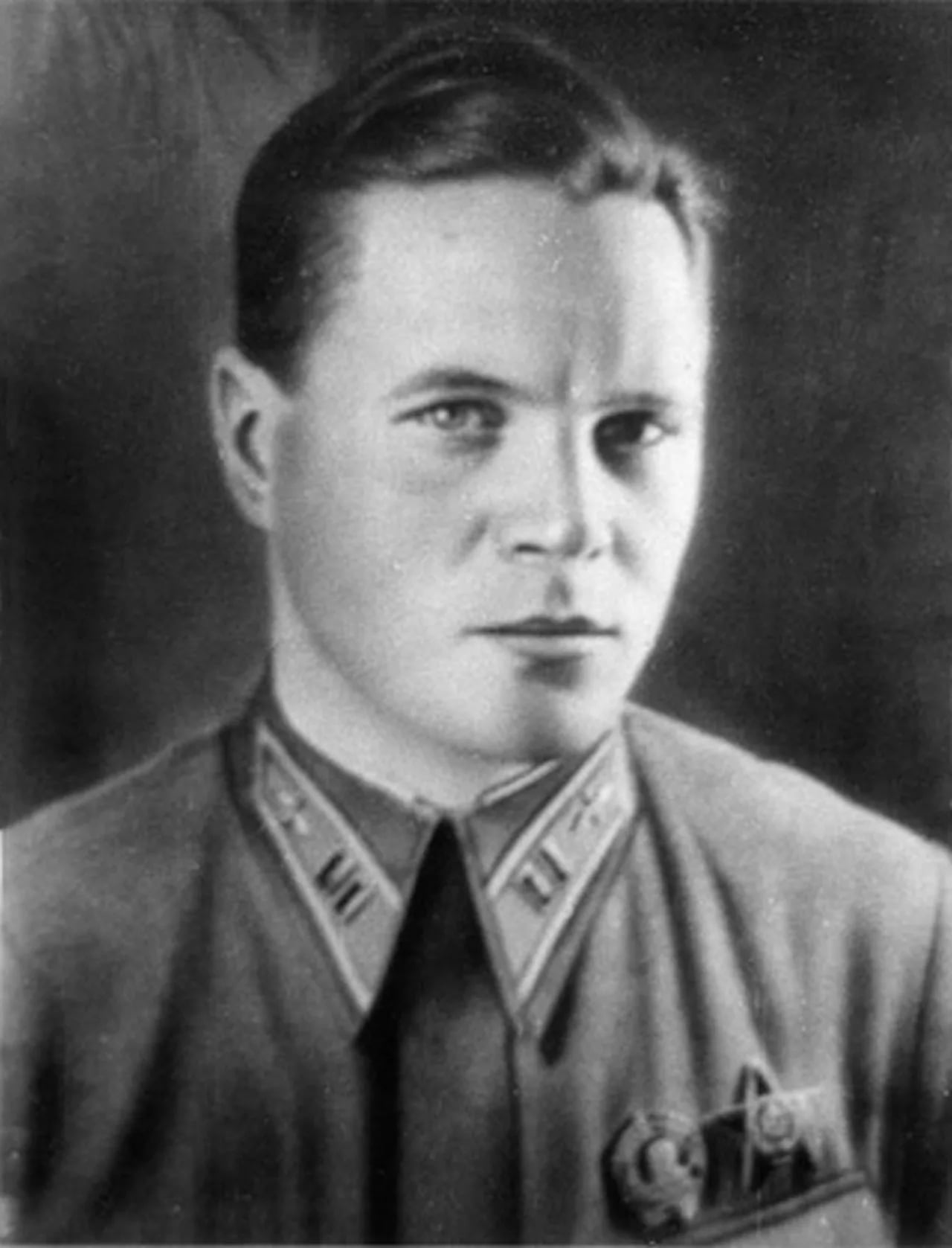 Porträt von Sergej Alexandrowitsch Schernich (1912–1941) – Gedenkseite