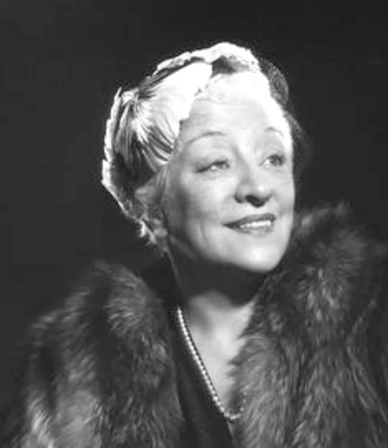 Porträt von Françoise Rosay (1891–1974) – Gedenkseite