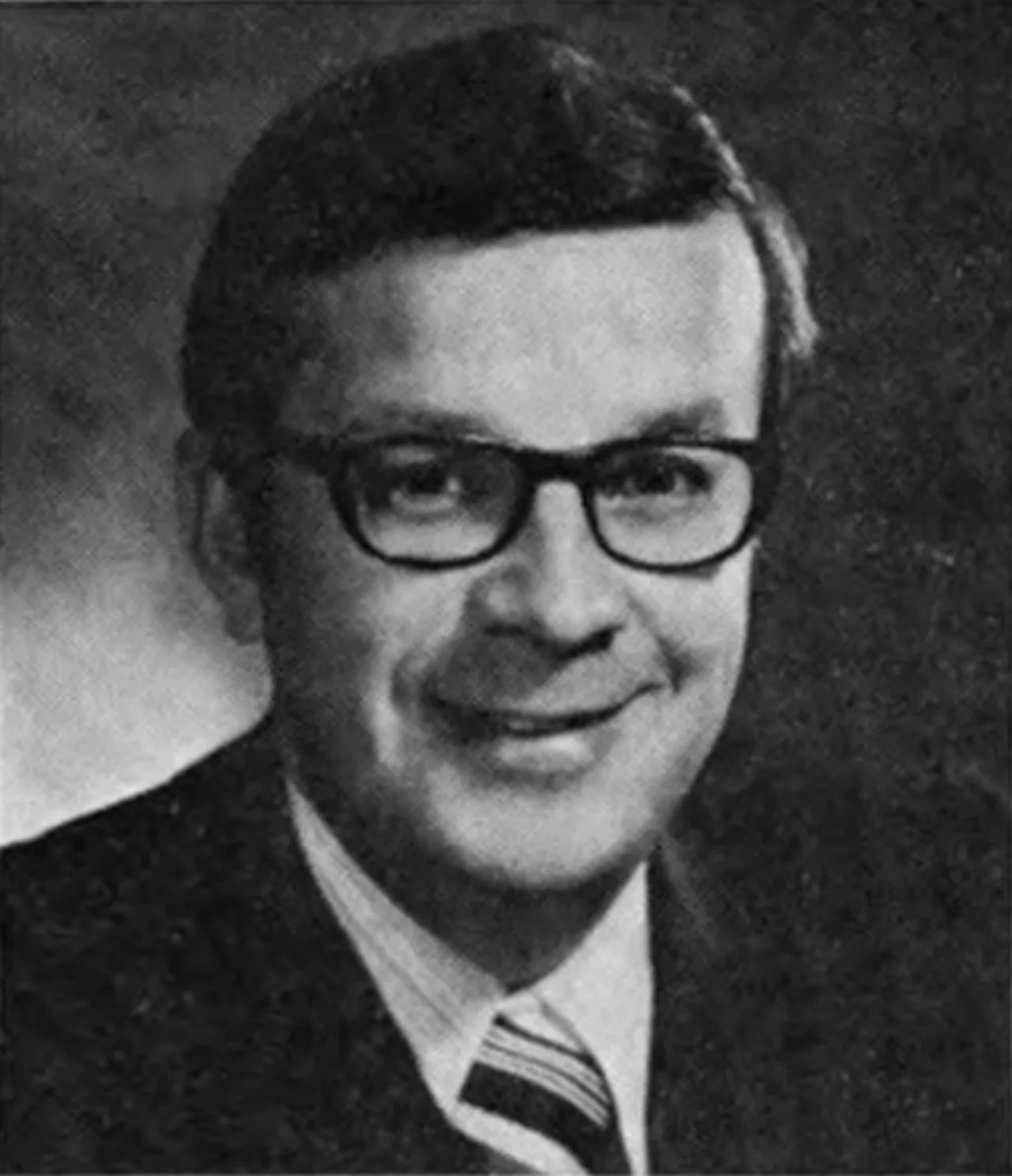 Porträt von Robert P. Hanrahan (1934–2011) – Gedenkseite