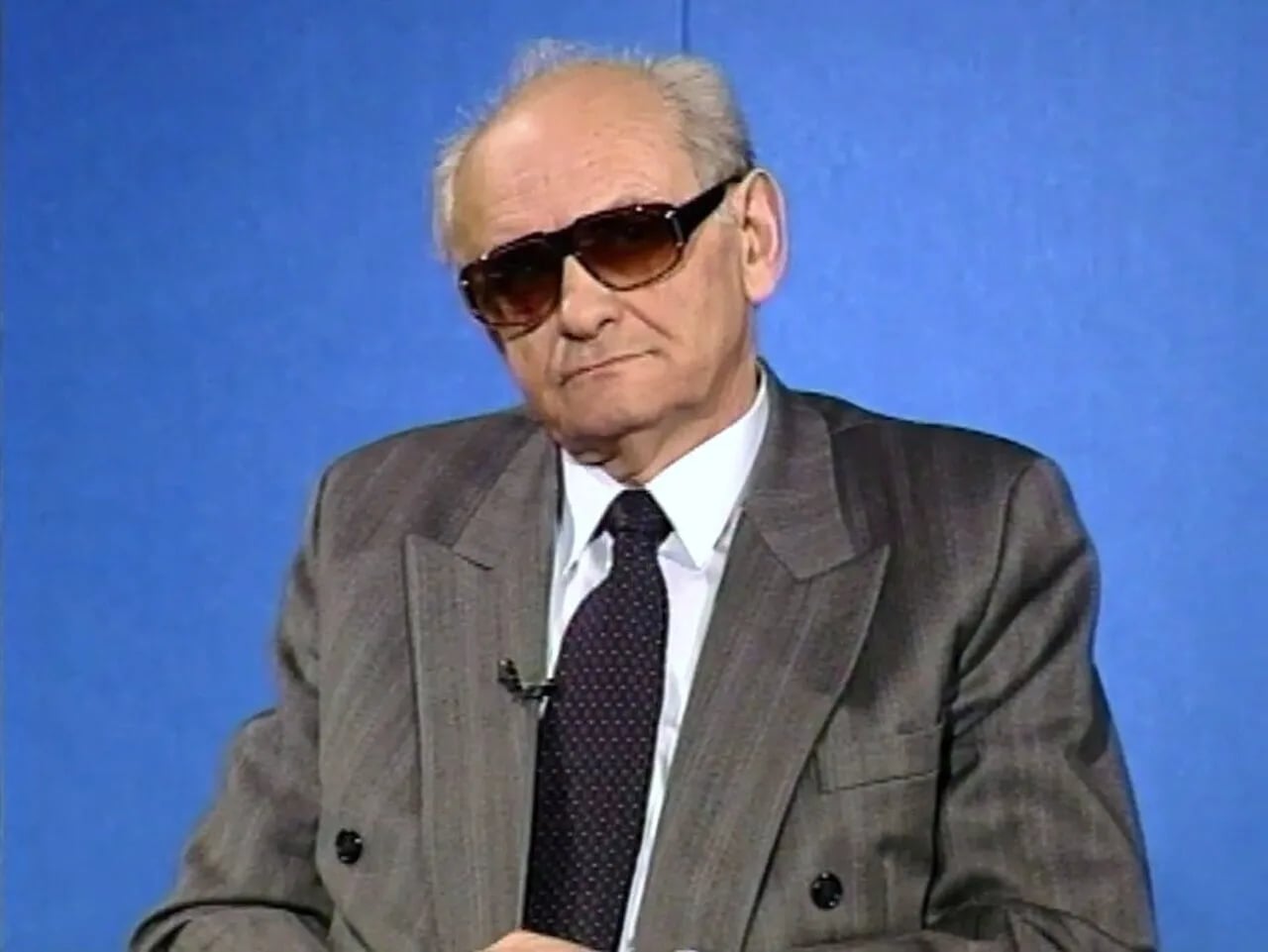 Porträt von Andrzej Szczypiorski (1928–2000) – Gedenkseite