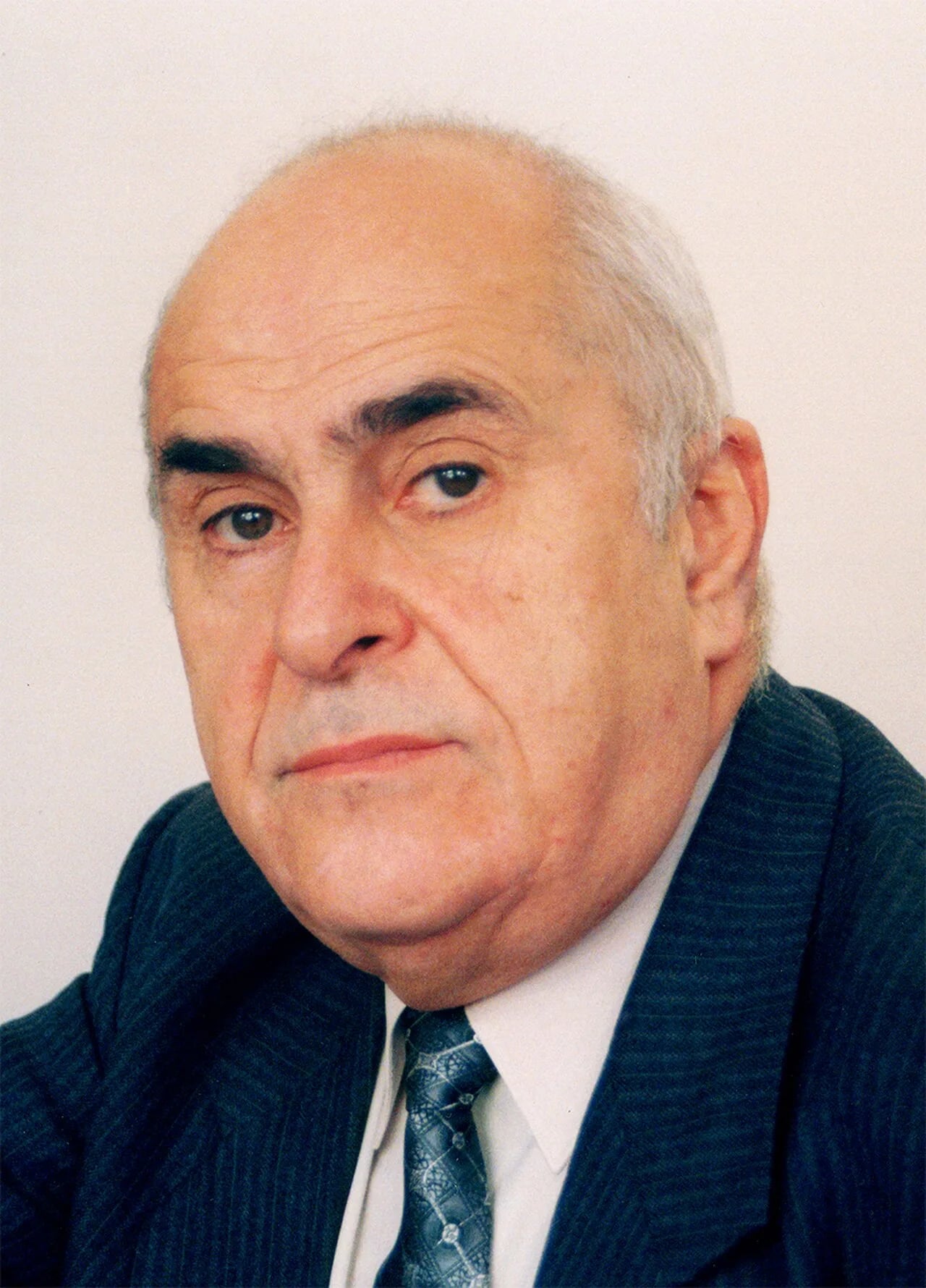Portrait of Edvard Chubaryan (1936–2021) – memorial page