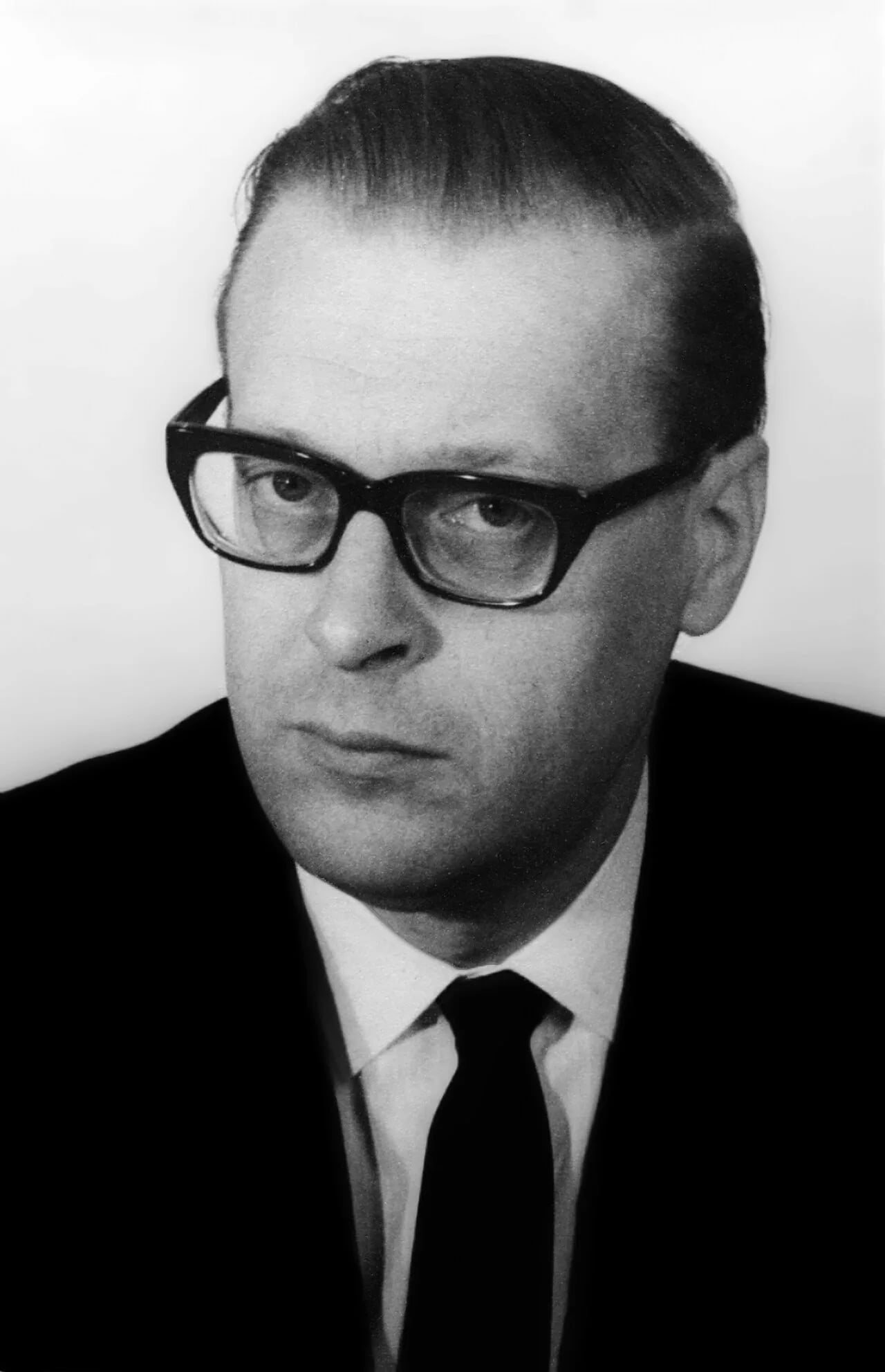 Portrait of Hein Roethof (1921–1996) – memorial page