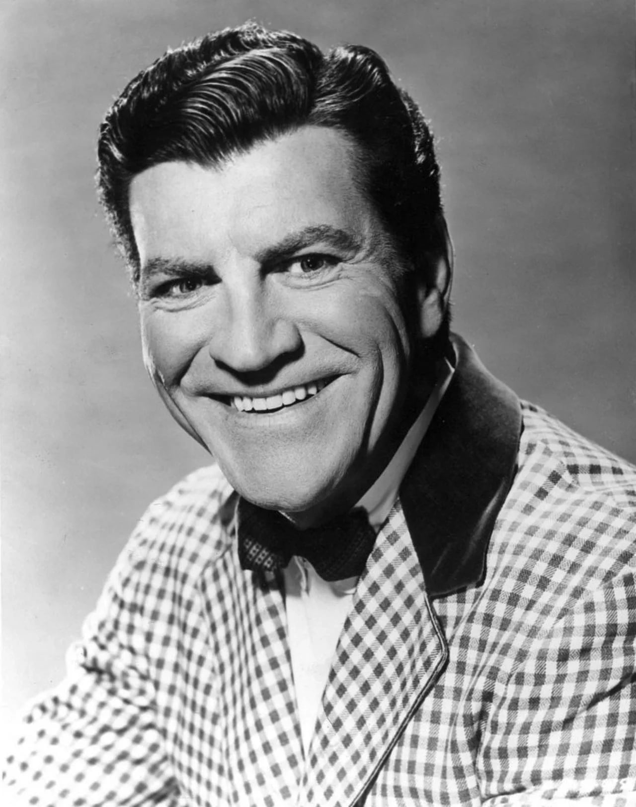 Portrait of Robert Preston (1918–1987) – memorial page