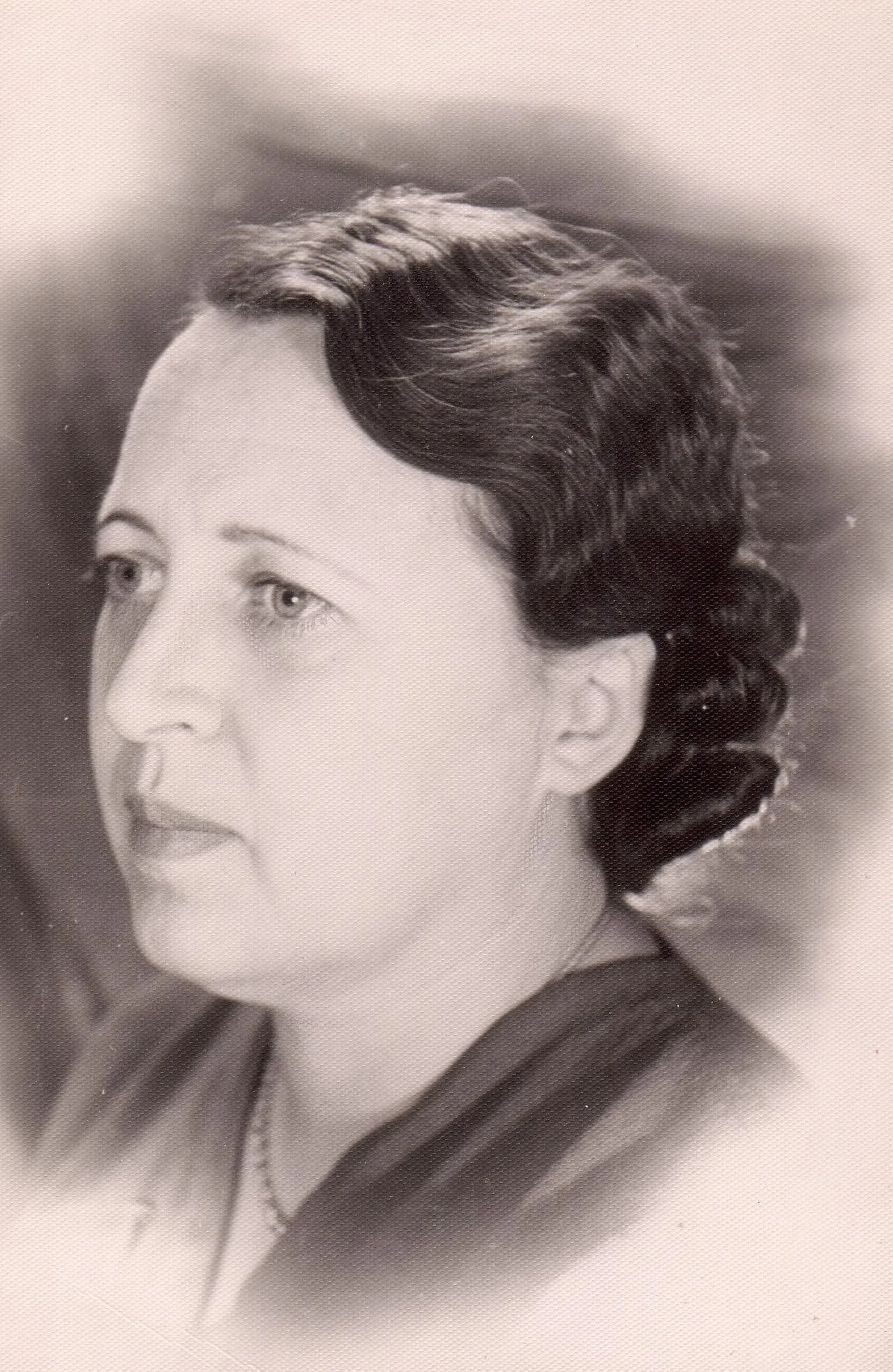 Porträt von Elena Shukhova (1918–2008) – Gedenkseite