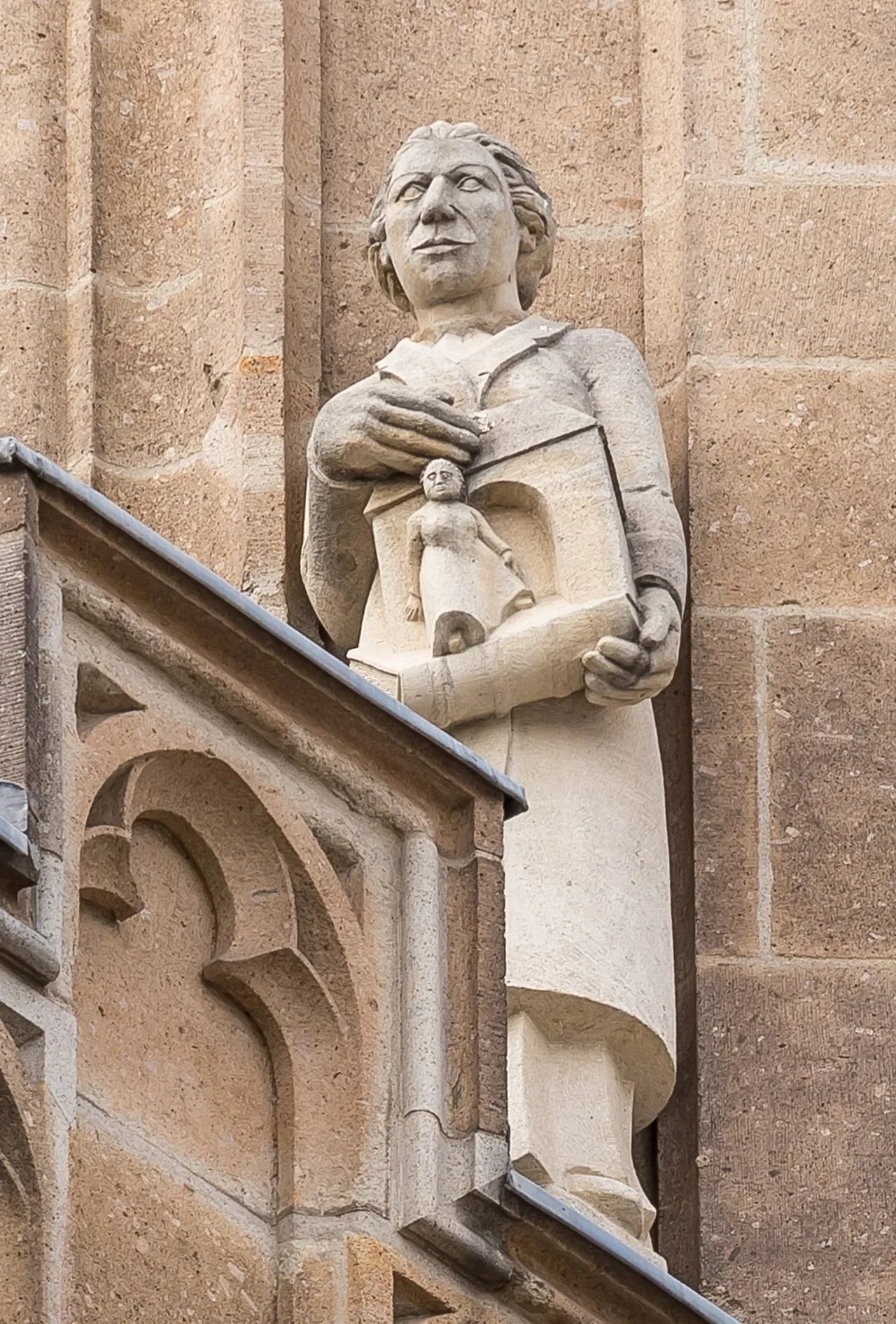 Portrait of Amalie Lauer (1882–1950) – memorial page