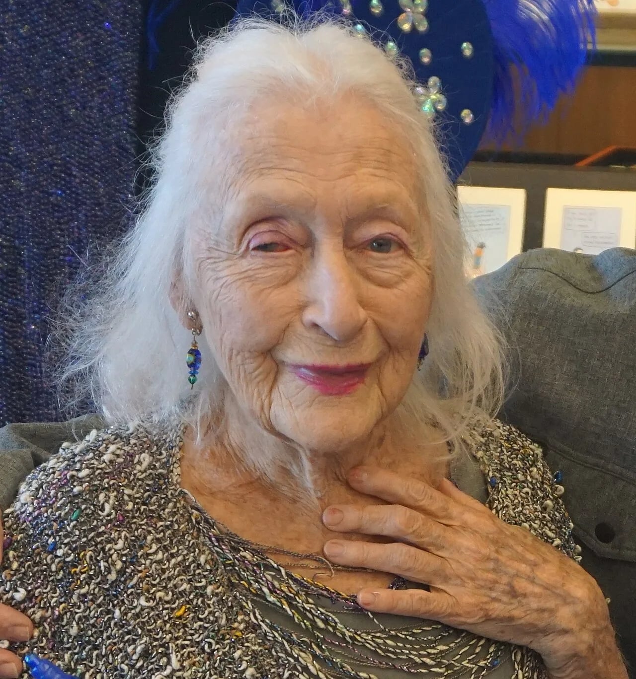 Porträt von Eileen Kramer (1914–2024) – Gedenkseite