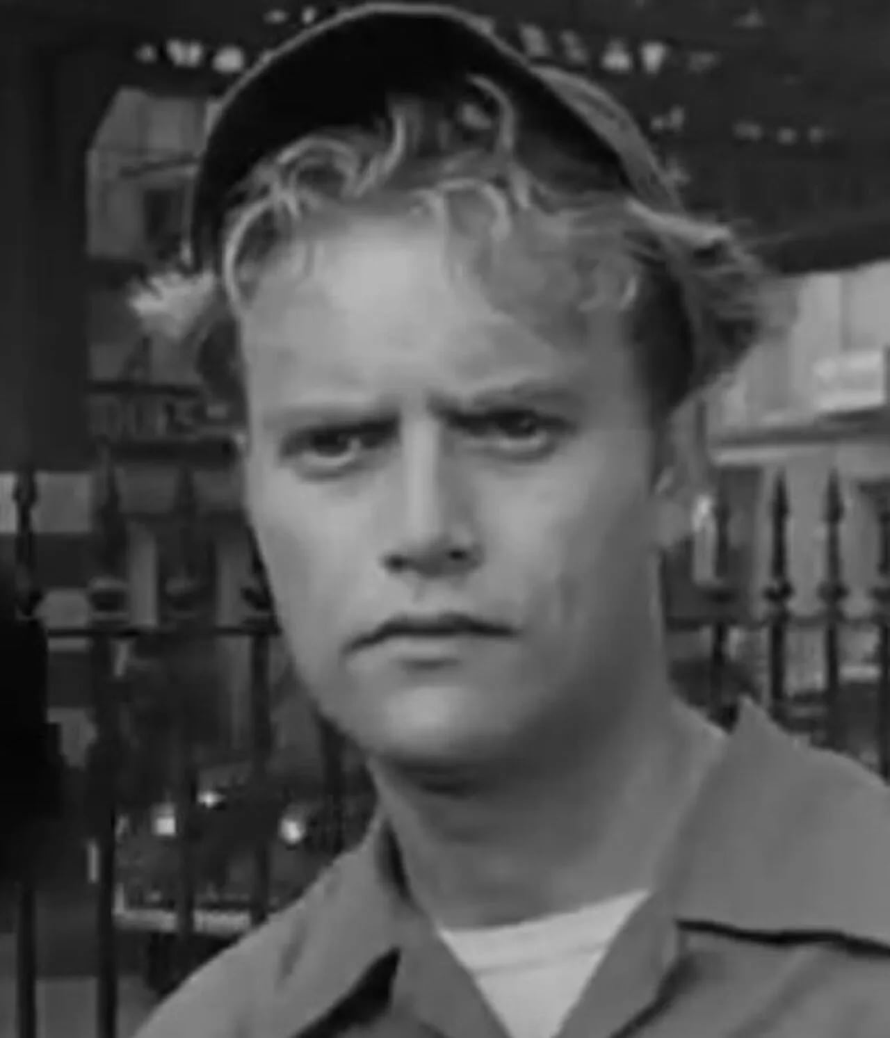 Porträt von Vic Morrow (1929–1982) – Gedenkseite