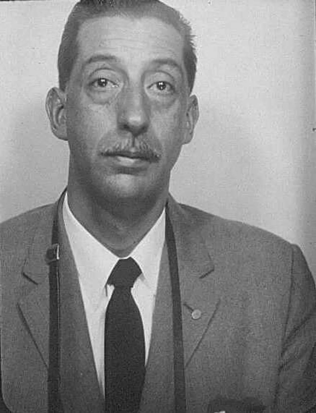 Portrait of Edgardo Enríquez (1912–1996) – memorial page