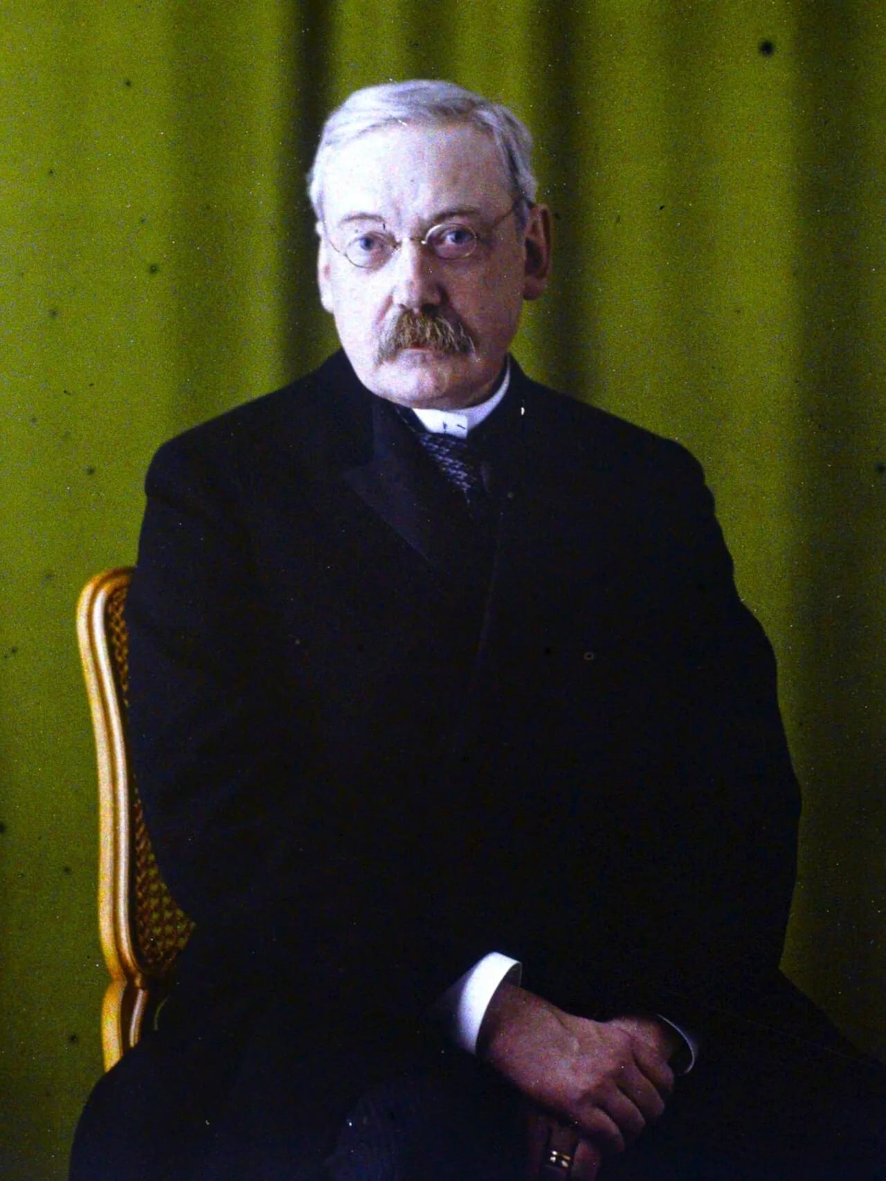 Portrait of Erik Ivar Fredholm (1866–1927) – memorial page