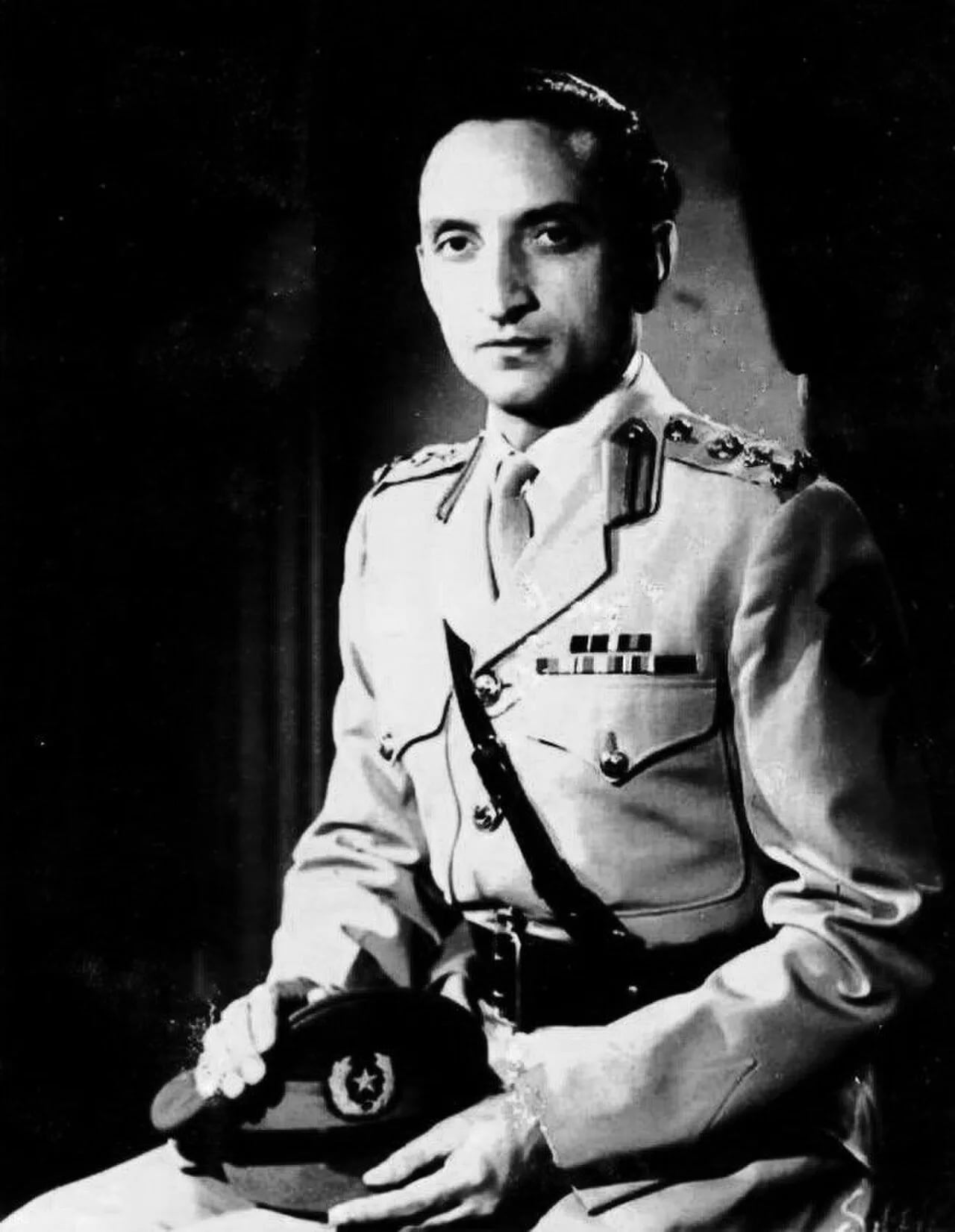 Portrait of Sahabzada Yaqub Khan (1920–2016) – memorial page