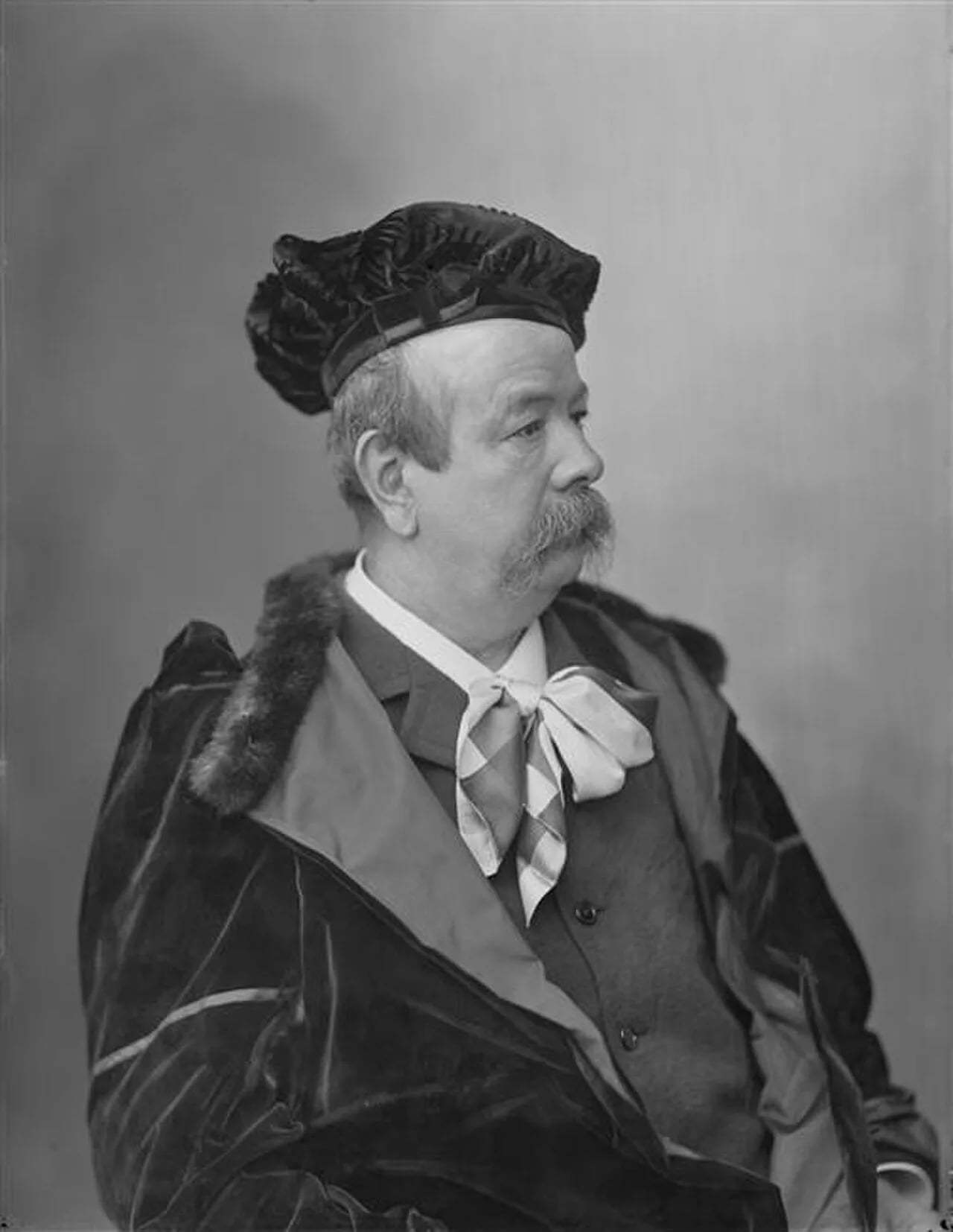 Porträt von Charles Frederick Worth (1825–1895) – Gedenkseite