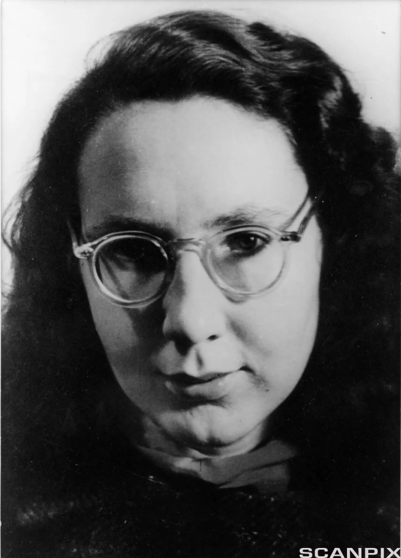 Portrait of Gunvor Hofmo (1921–1995) – memorial page