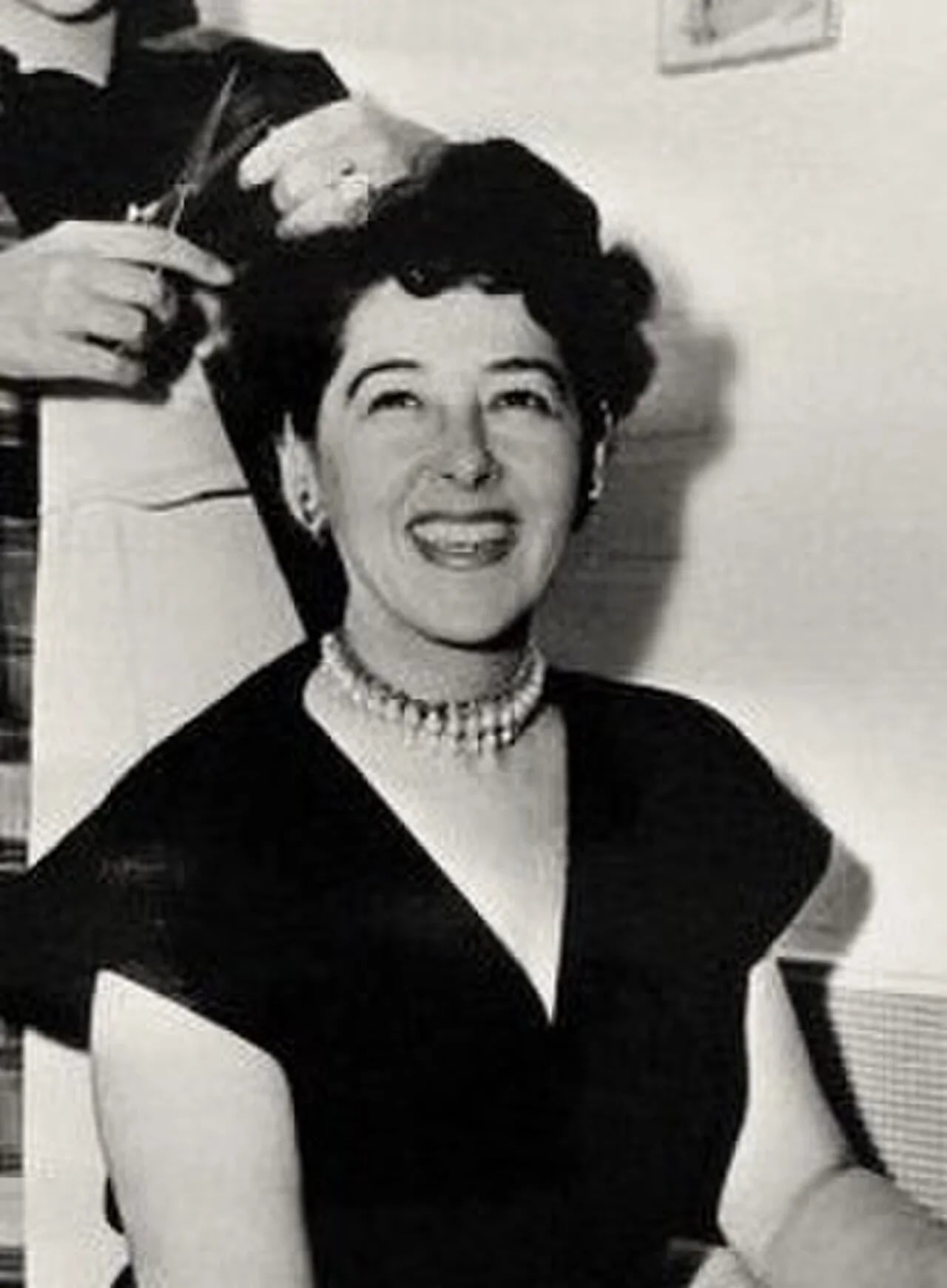 Portrait of Helen Rose (1904–1985) – memorial page