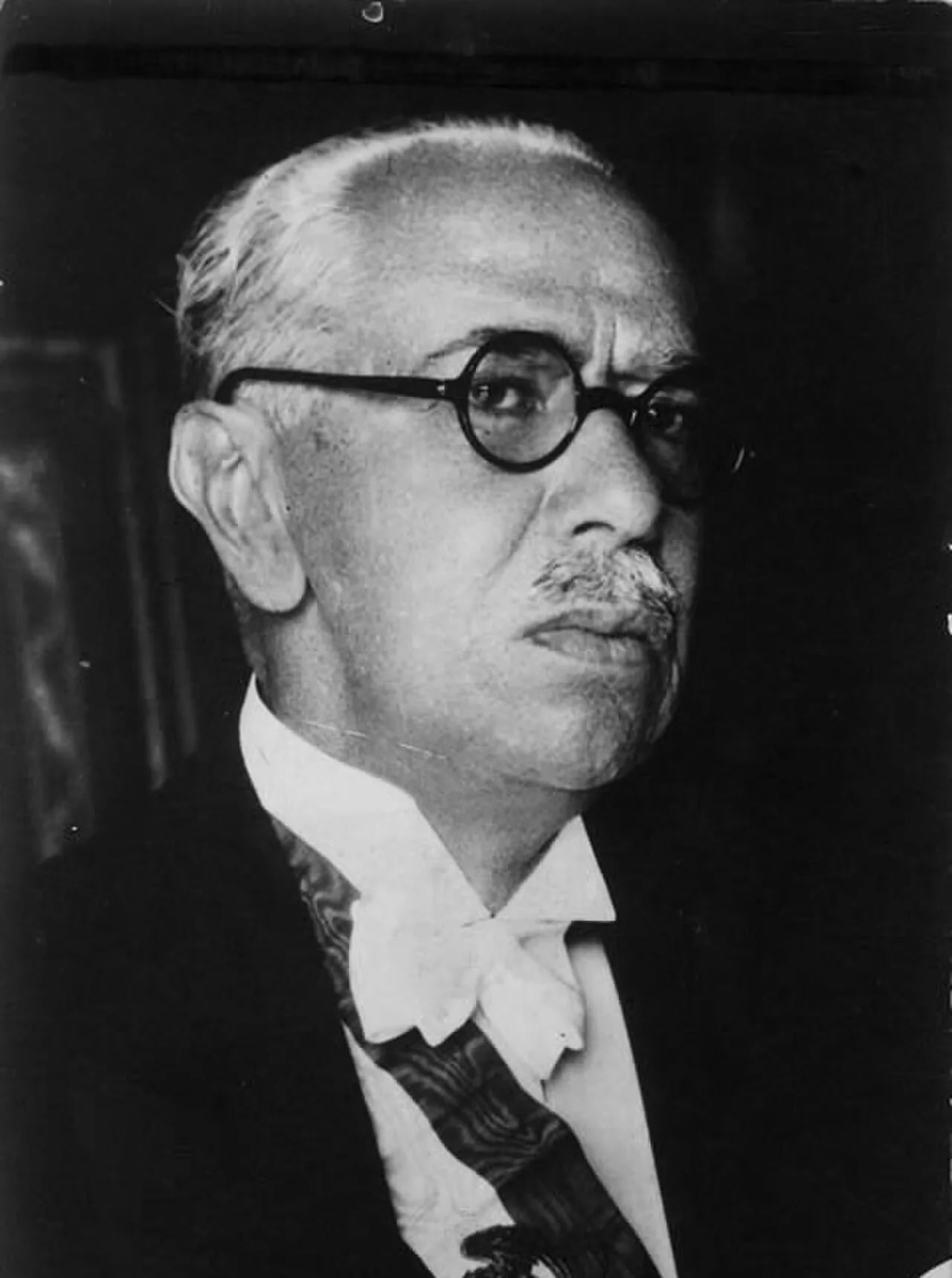 Porträt von Pascual Ortiz Rubio (1877–1963) – Gedenkseite