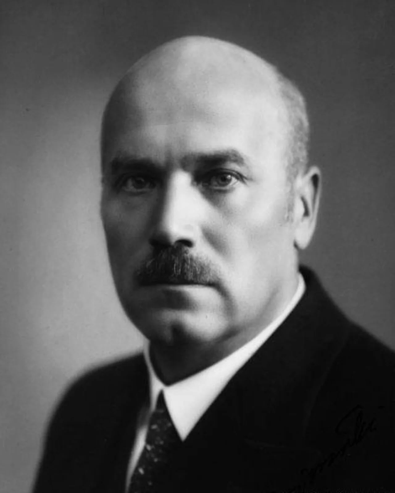Porträt von Toivo Kivimäki (1886–1968) – Gedenkseite