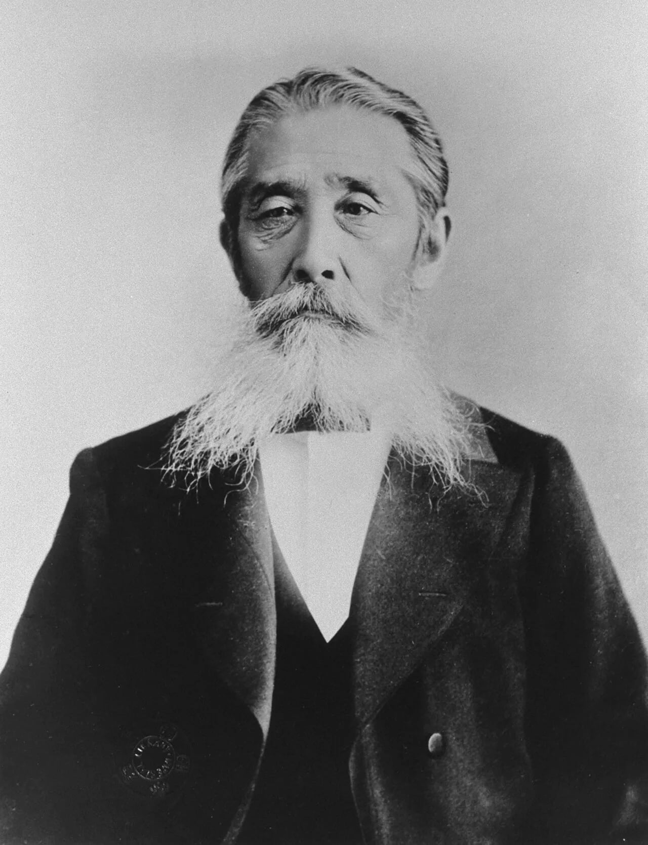 Portrait of Itagaki Taisuke (1837–1919) – memorial page