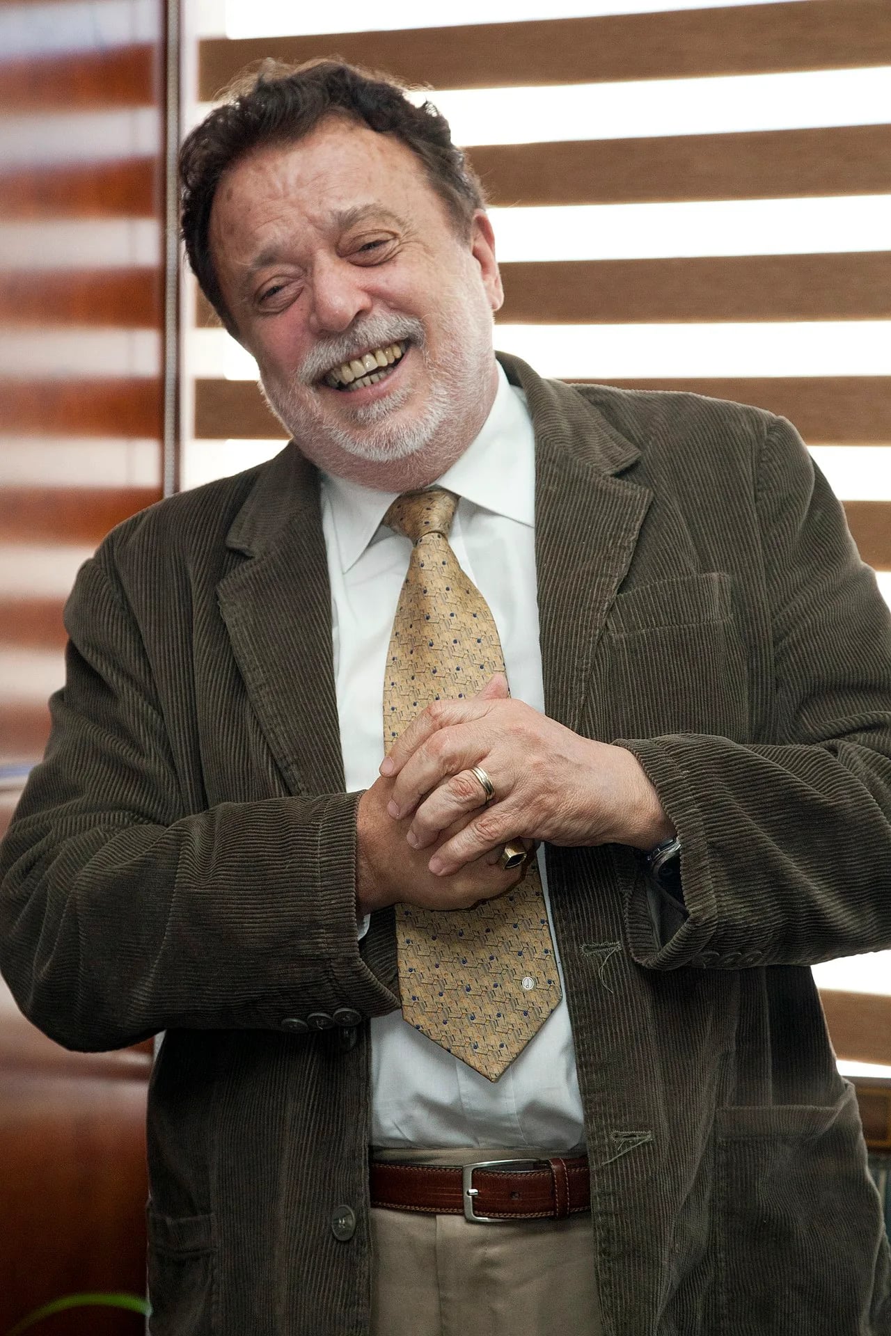 Porträt von Theotônio dos Santos (1936–2018) – Gedenkseite
