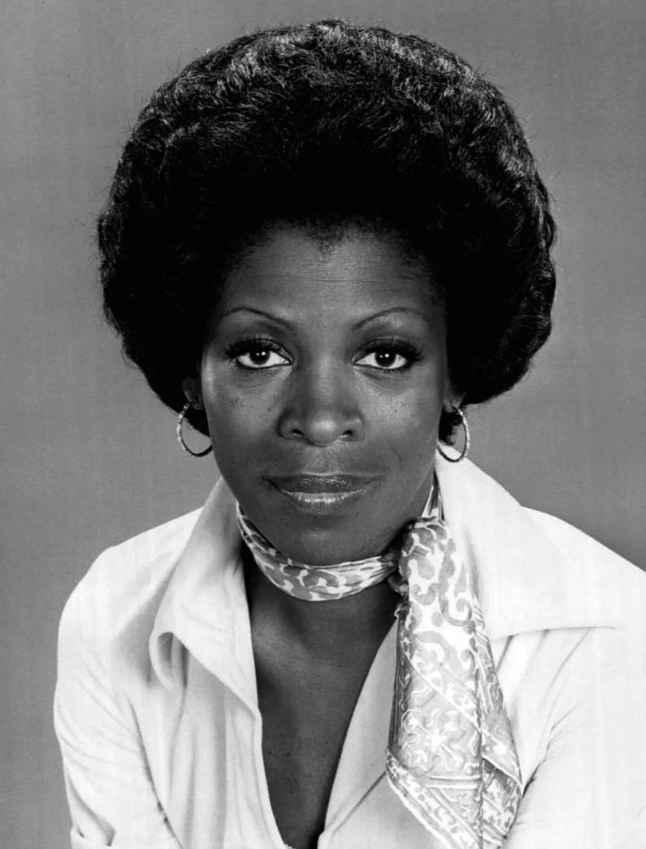 Portrait of Roxie Roker (1929–1995) – memorial page