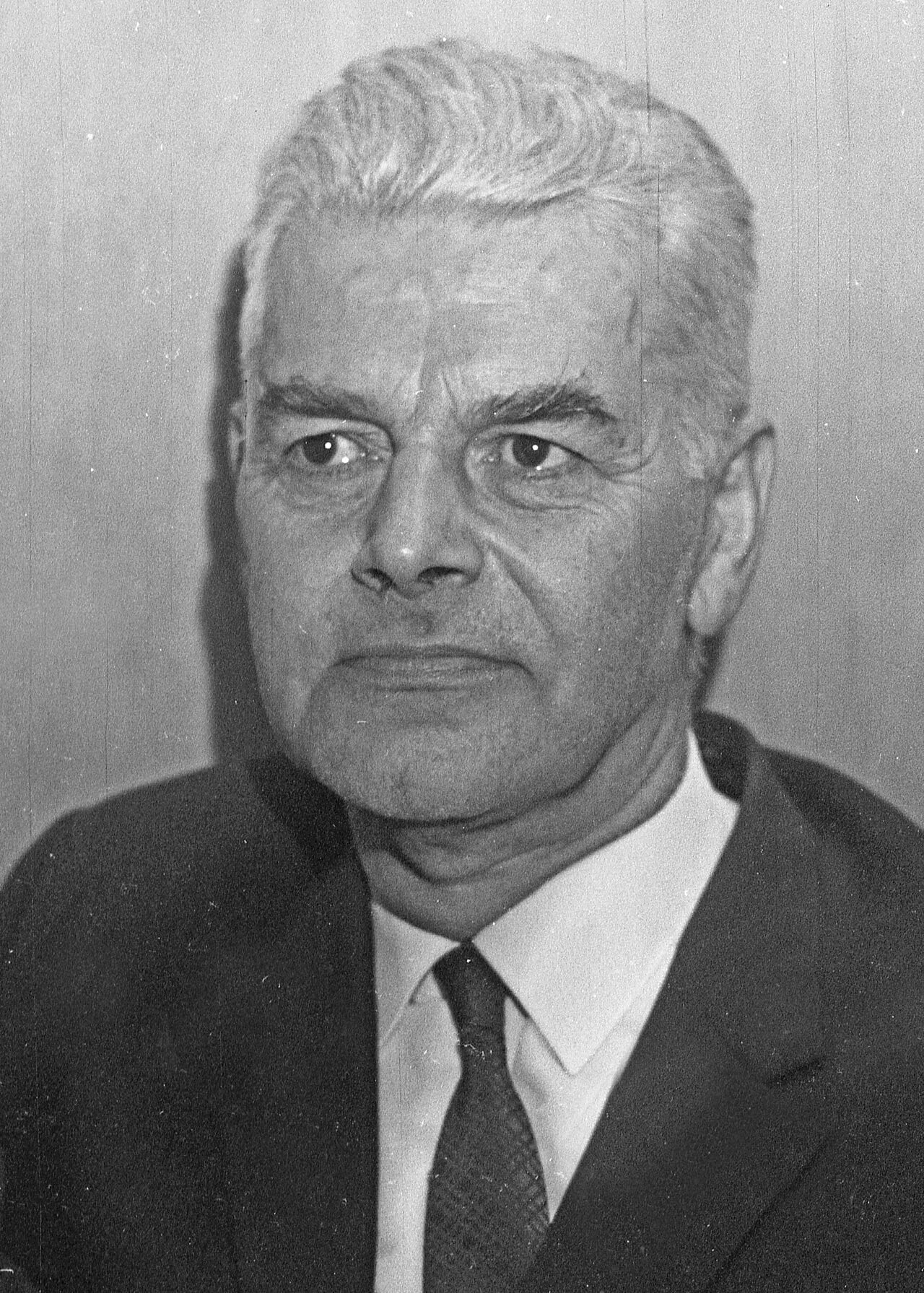 Portrait of Thor Myklebust (1908–1989) – memorial page