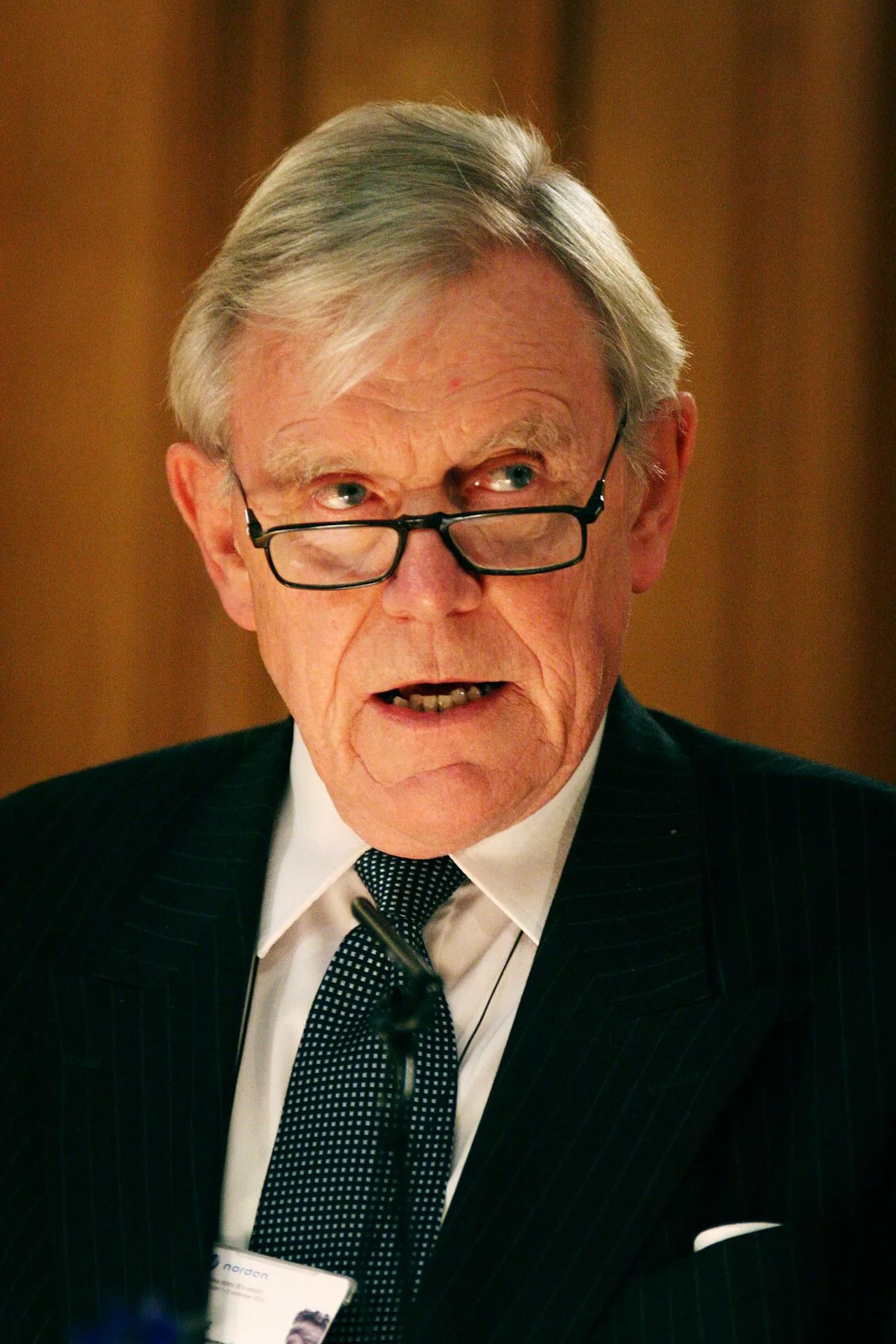 Portrait of Inge Lønning (1938–2013) – memorial page