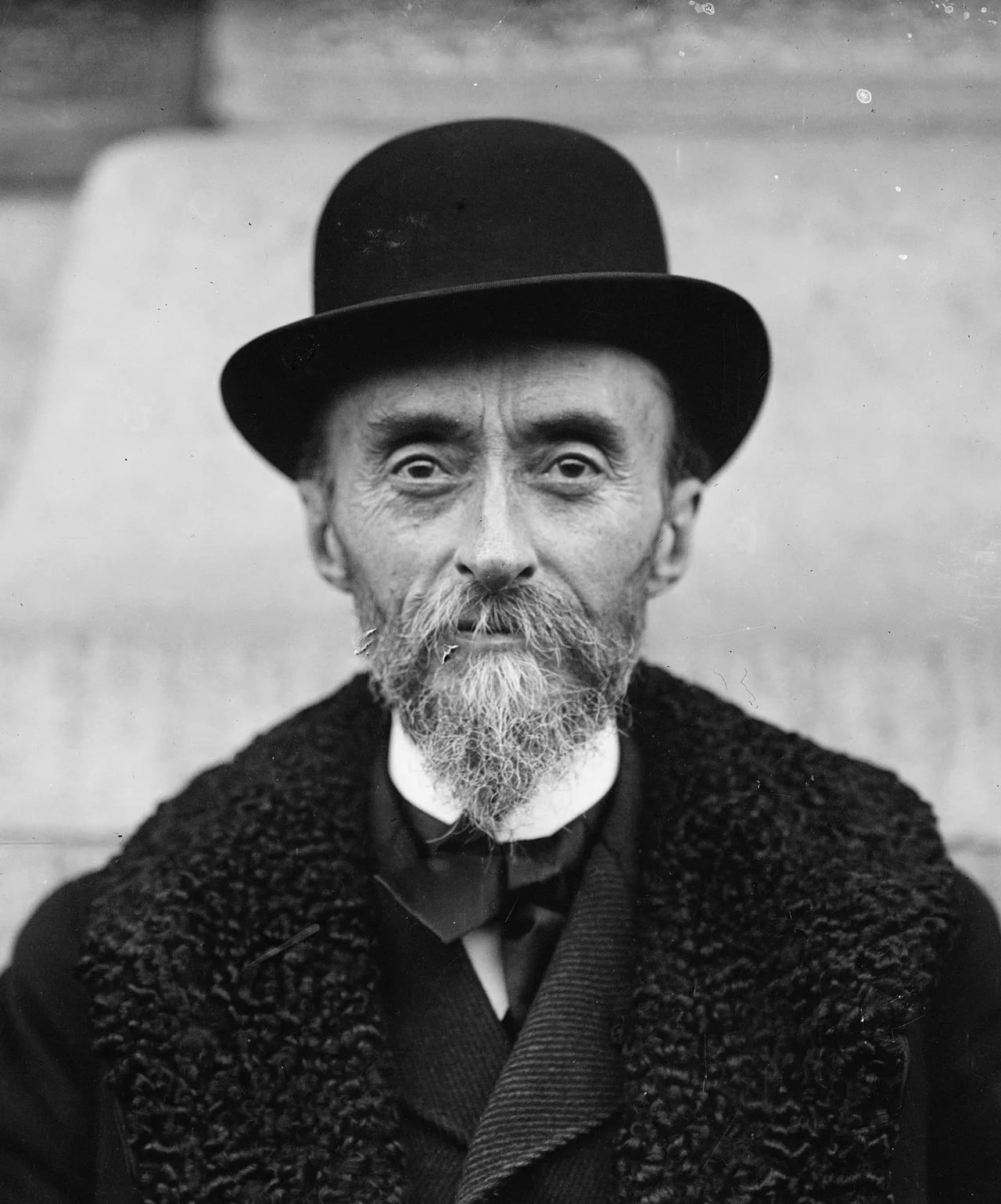 Portrait of Fernand Cormon (1845–1924) – memorial page