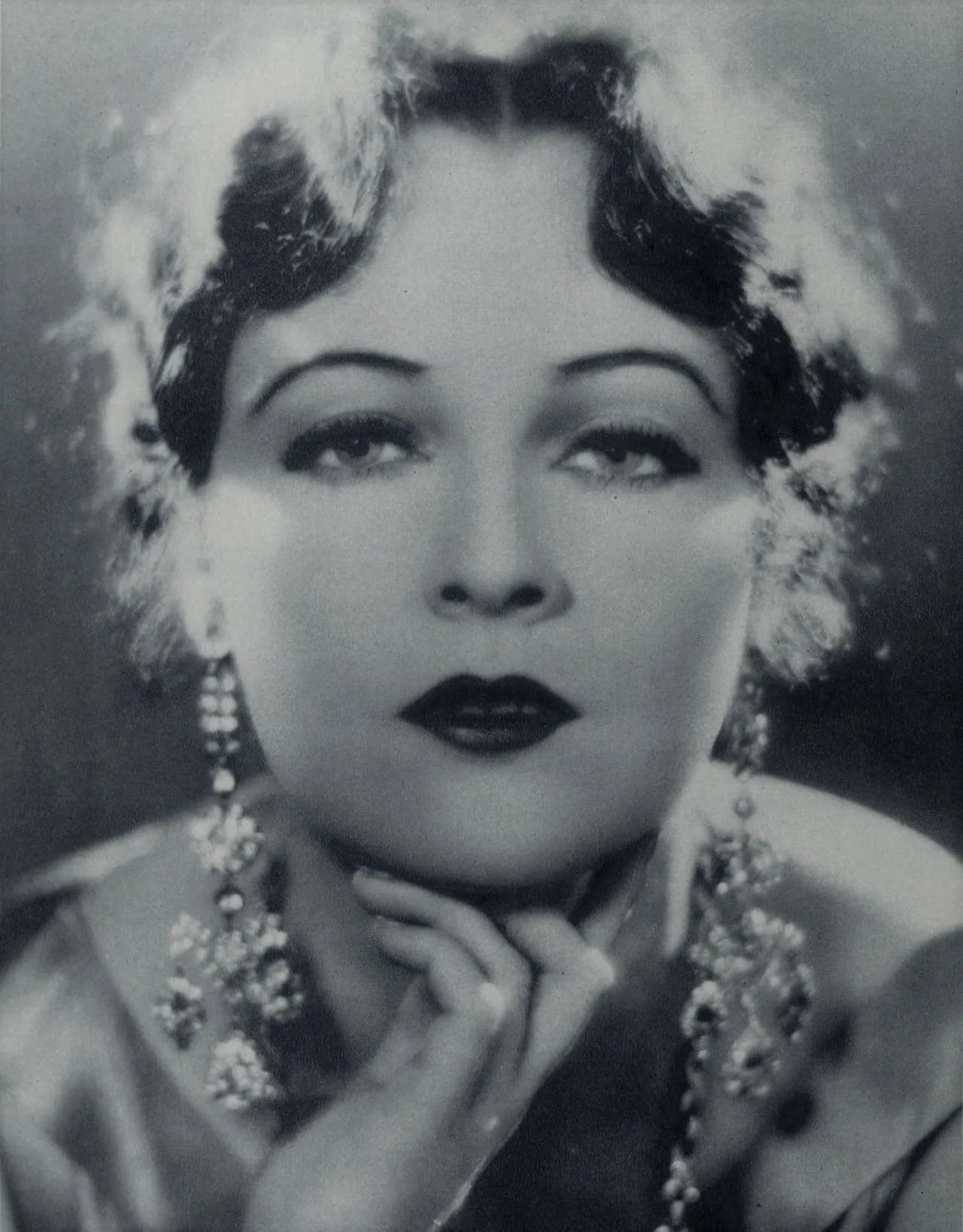 Portrait of Jacqueline Logan (1901–1983) – memorial page