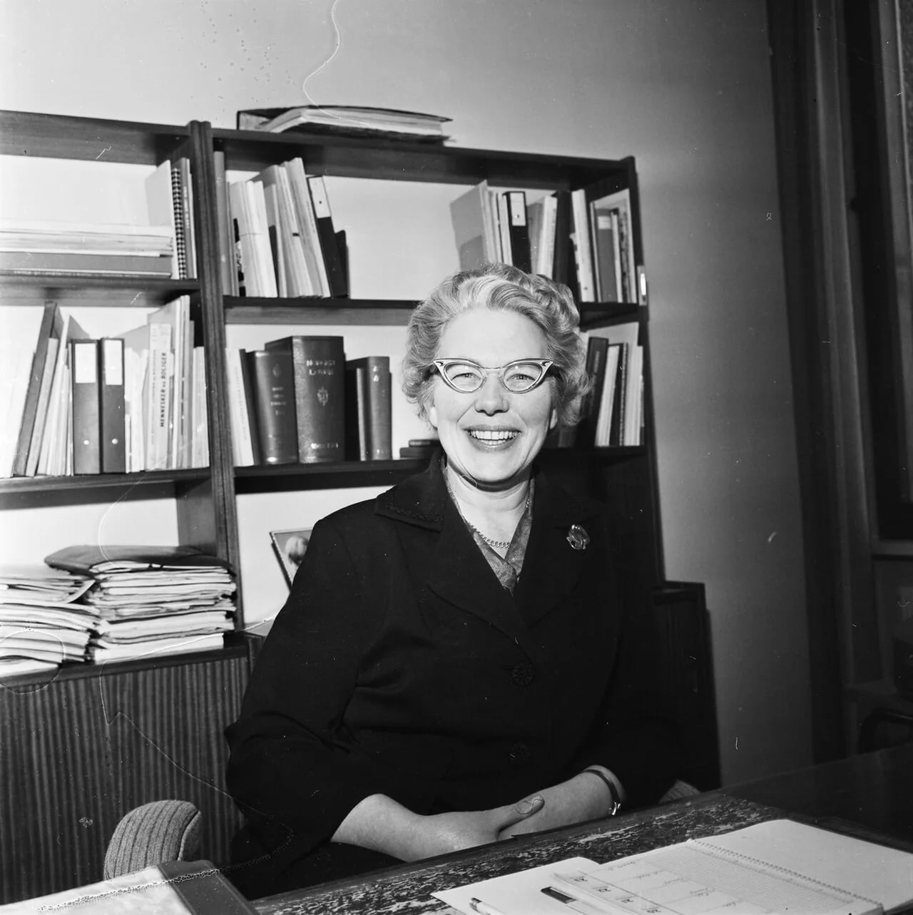 Portrait of Aase Bjerkholt (1915–2012) – memorial page
