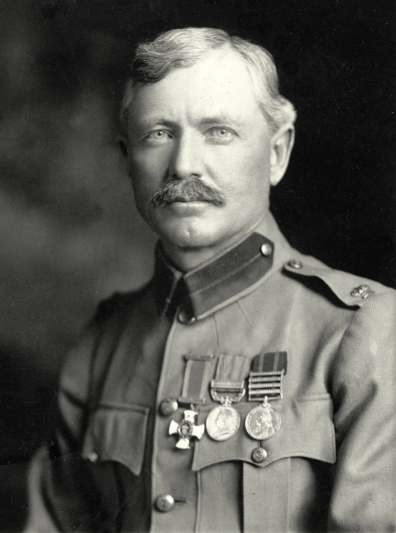 Porträt von Frederick Russell Burnham (1861–1947) – Gedenkseite
