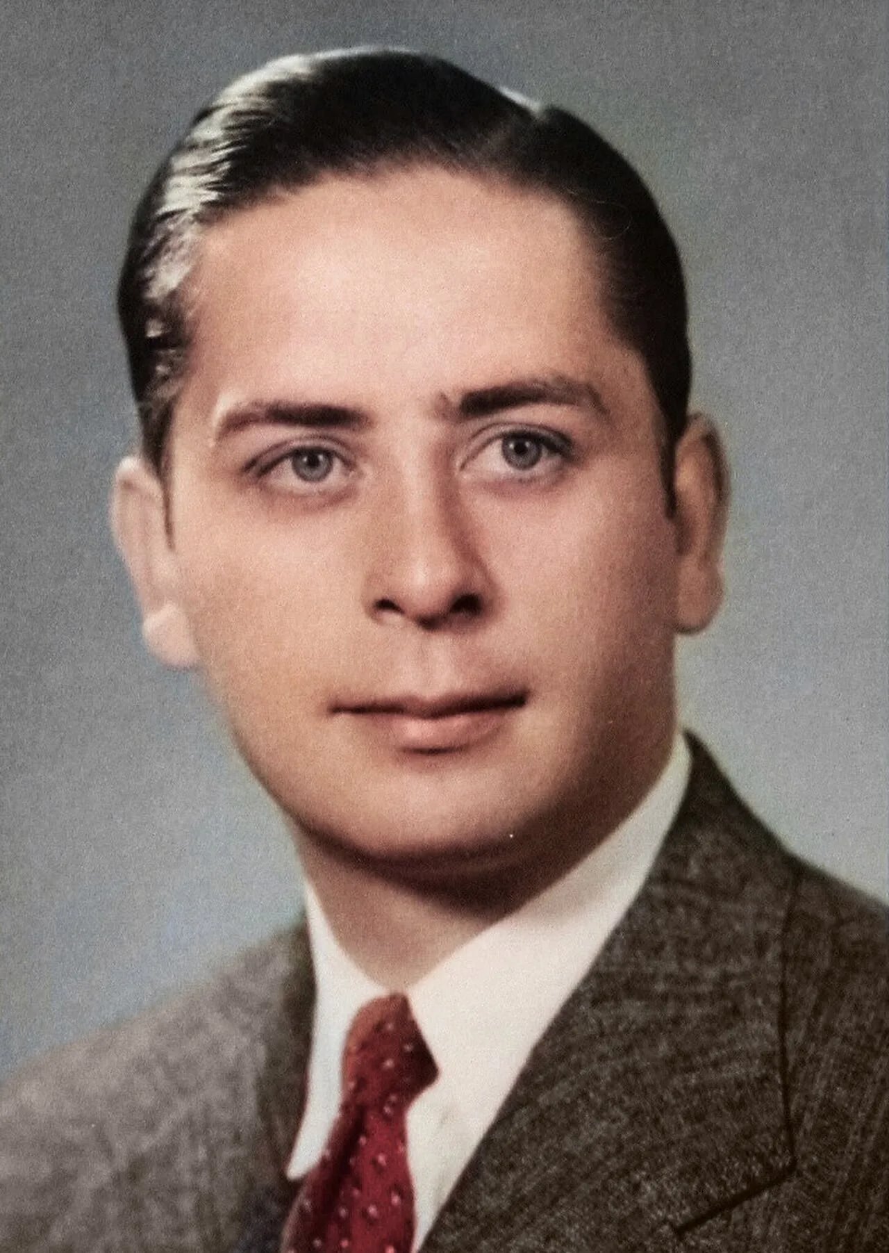 Portrait of Jesús Helguera (1910–1971) – memorial page