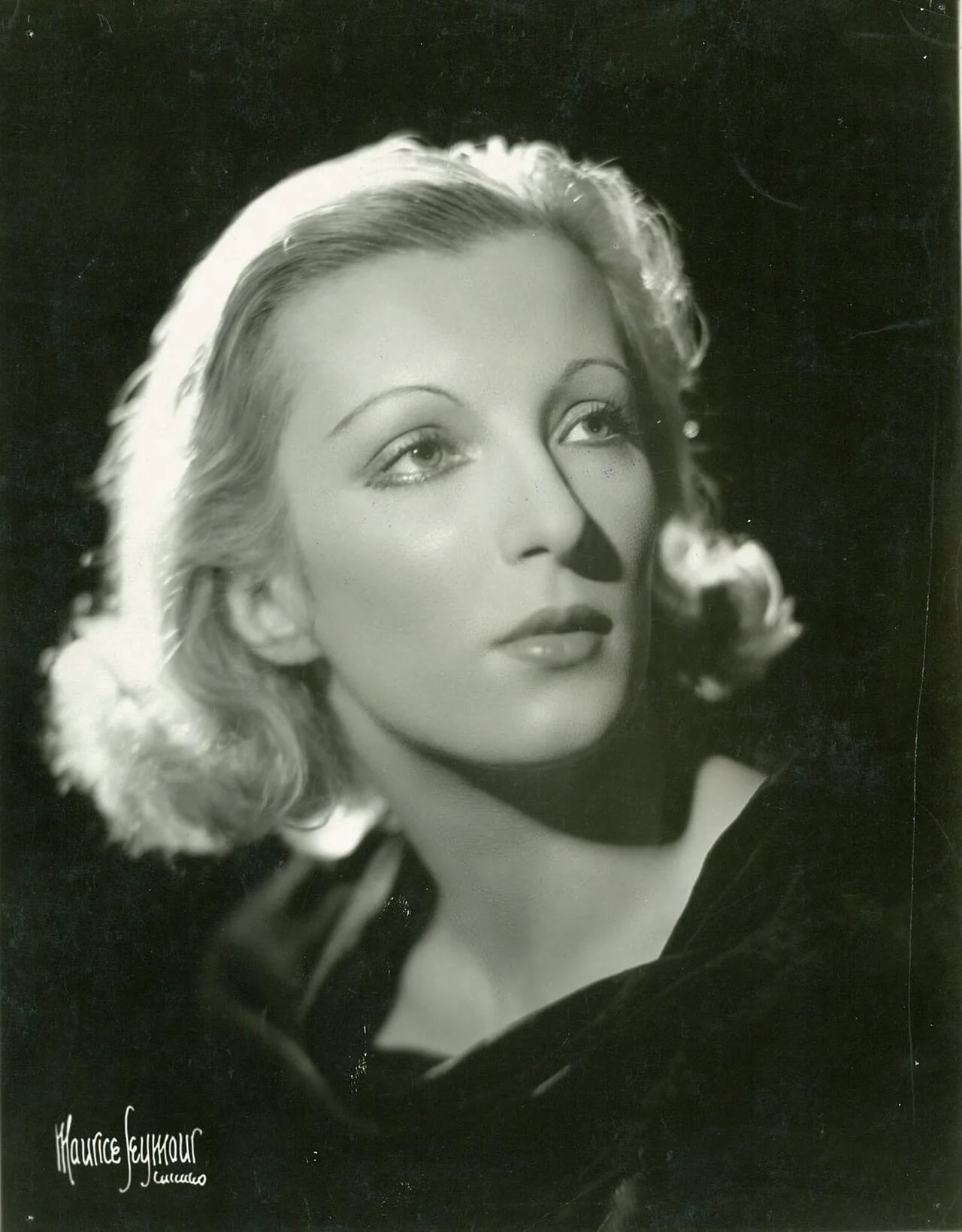 Porträt von Tatjana Michailowna Rjabuschinskaja (1917–2000) – Gedenkseite