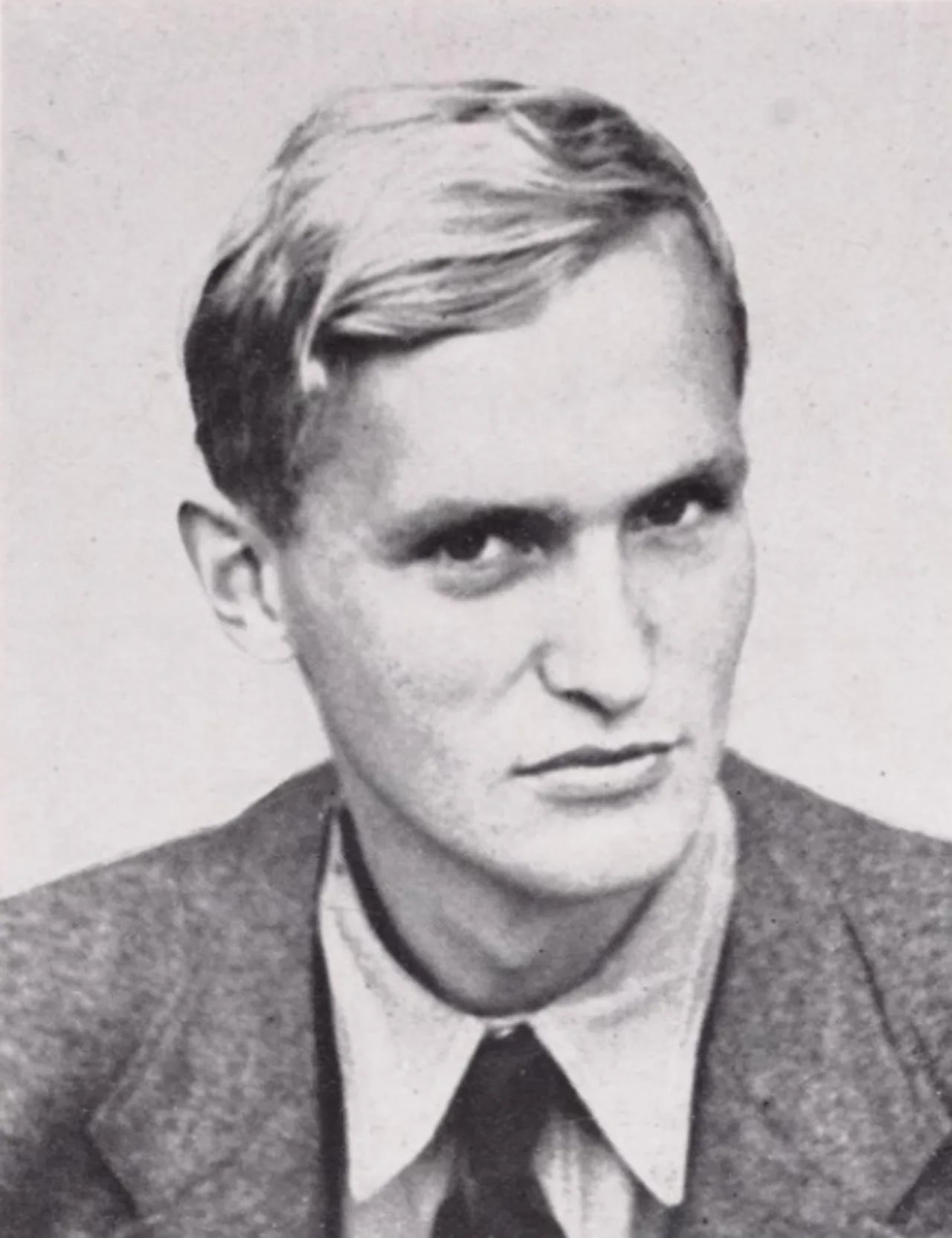 Portrait of Per Imerslund (1912–1943) – memorial page