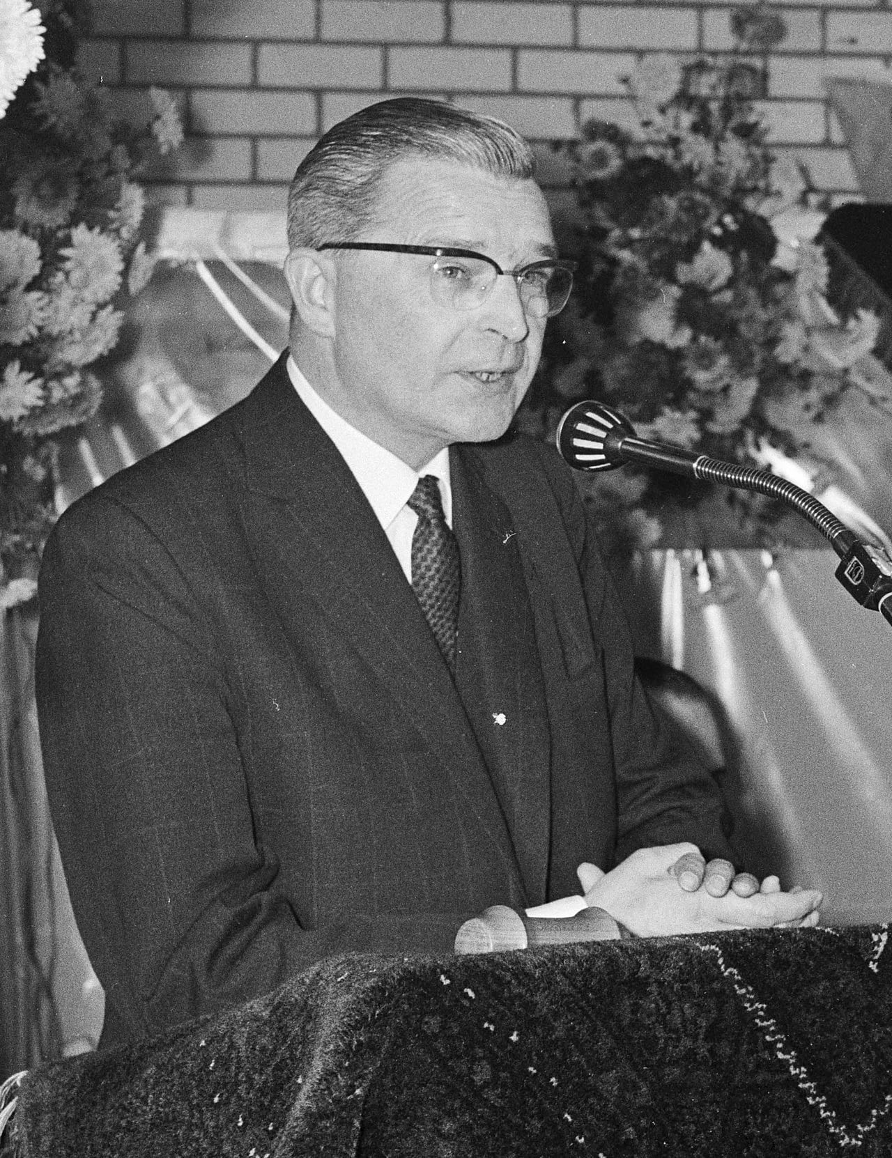 Porträt von Johannes Hillarius van der Heide (1913–1983) – Gedenkseite