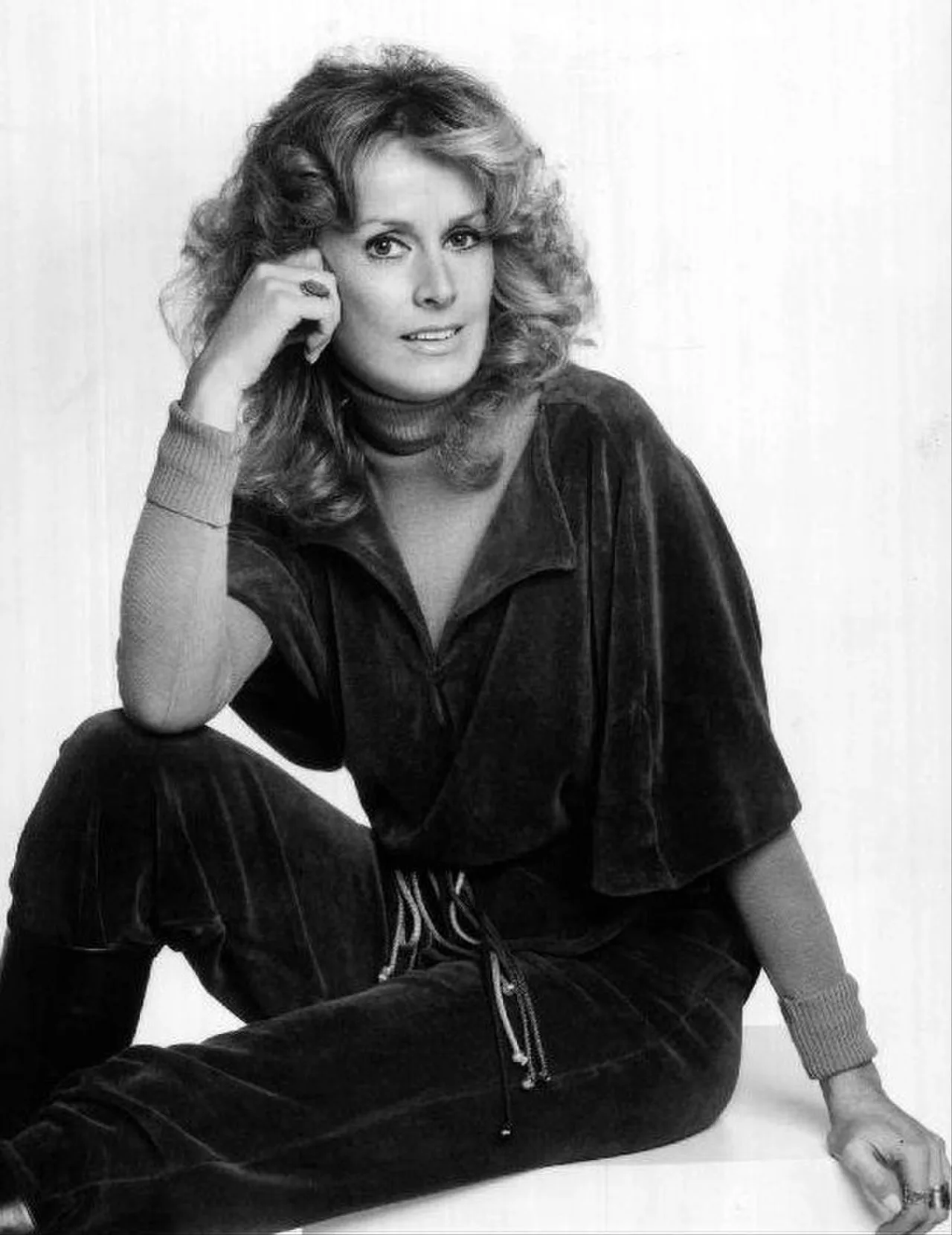 Portrait of Diana Hyland (1936–1977) – memorial page