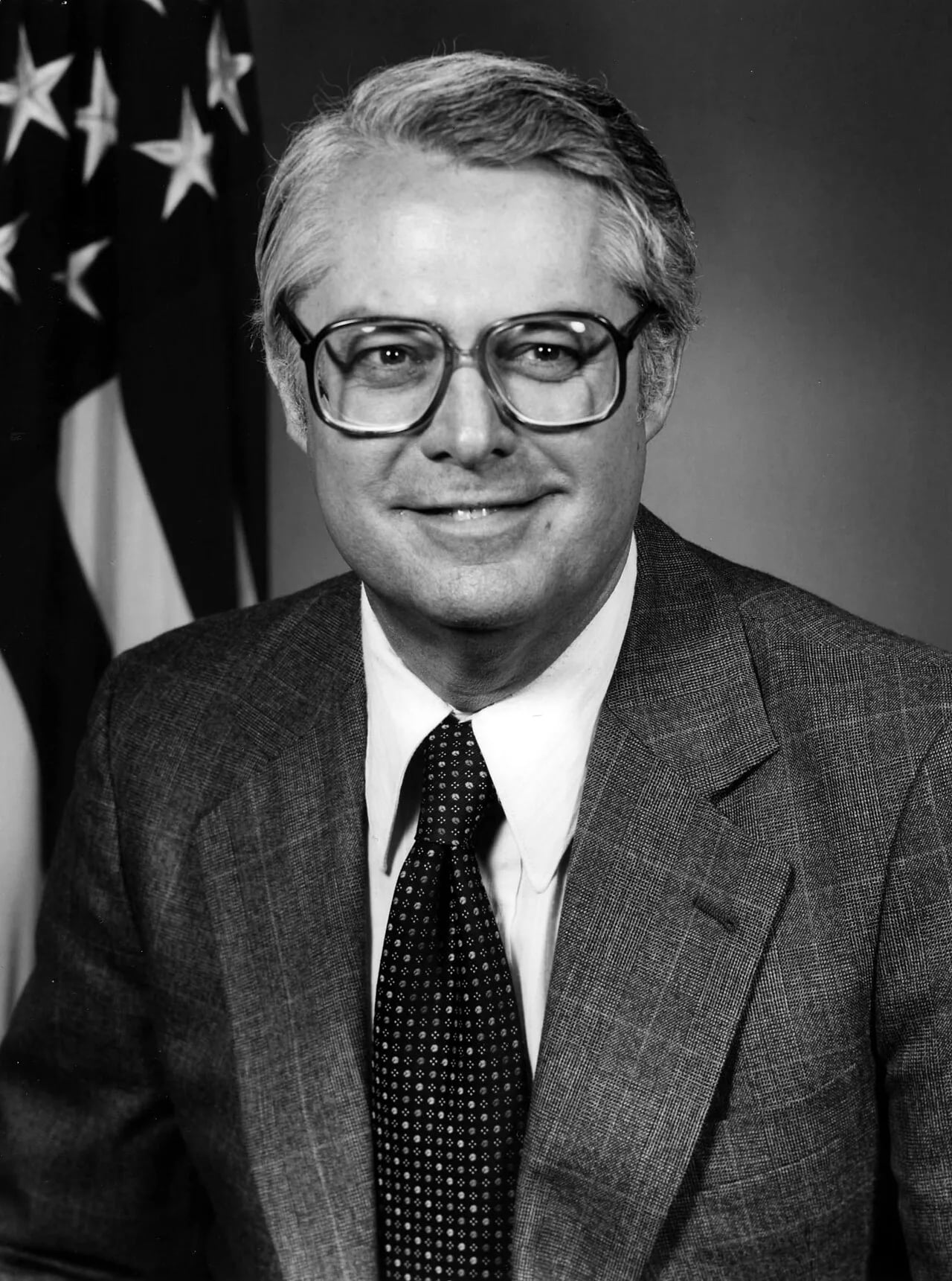 Porträt von A. Ernest Fitzgerald (1926–2019) – Gedenkseite