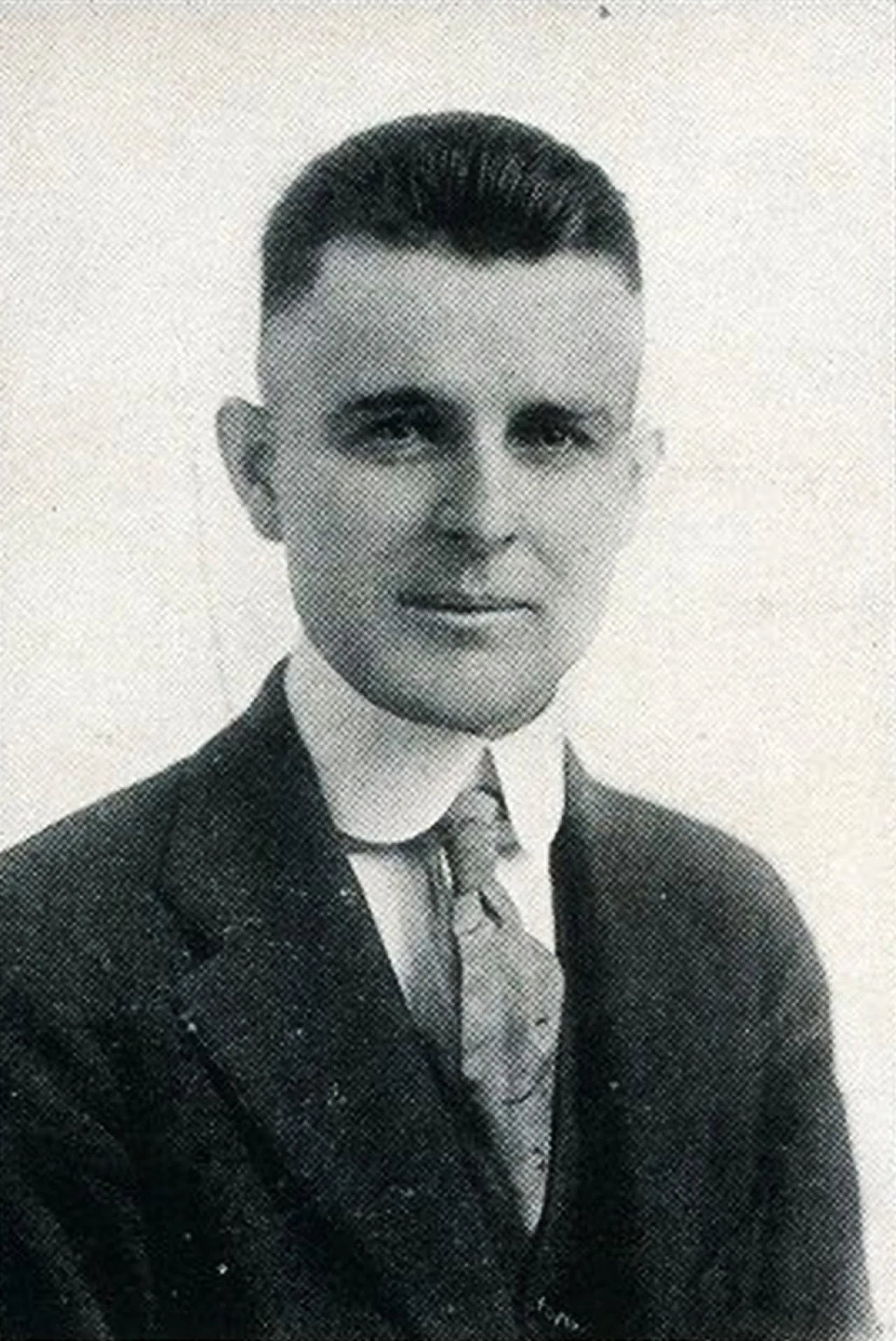Portrait of A. Frank Martin (1894–1982) – memorial page