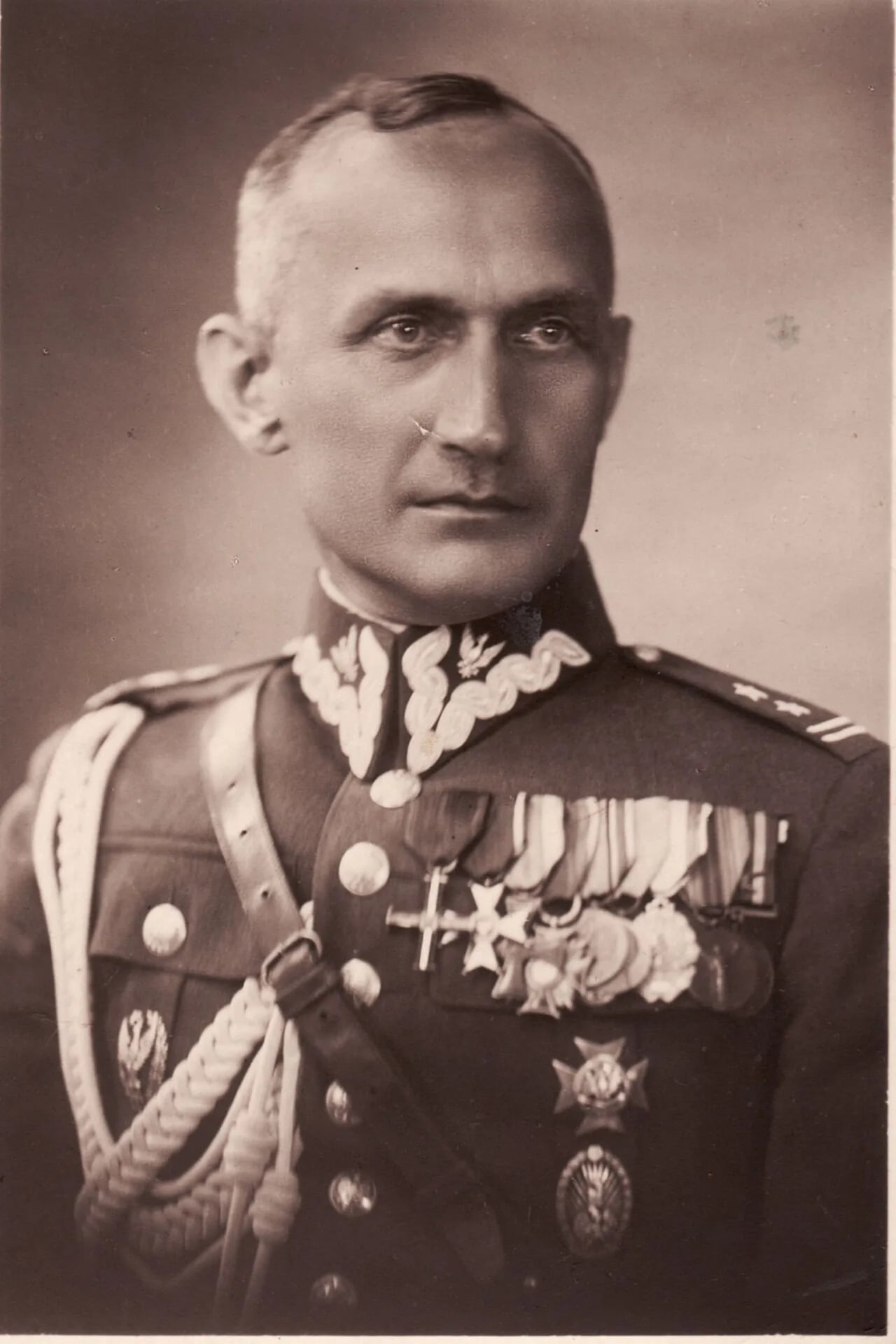 Porträt von Leon Bączkiewicz (1888–1960) – Gedenkseite