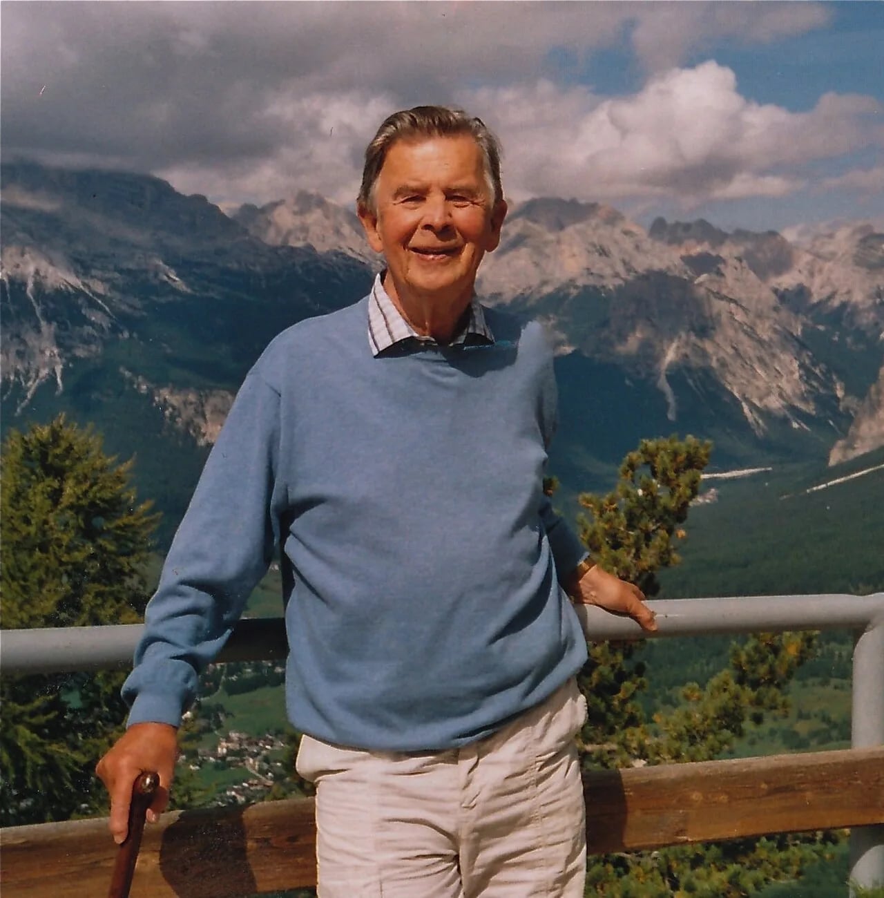 Porträt von Aage Møst (1923–2011) – Gedenkseite