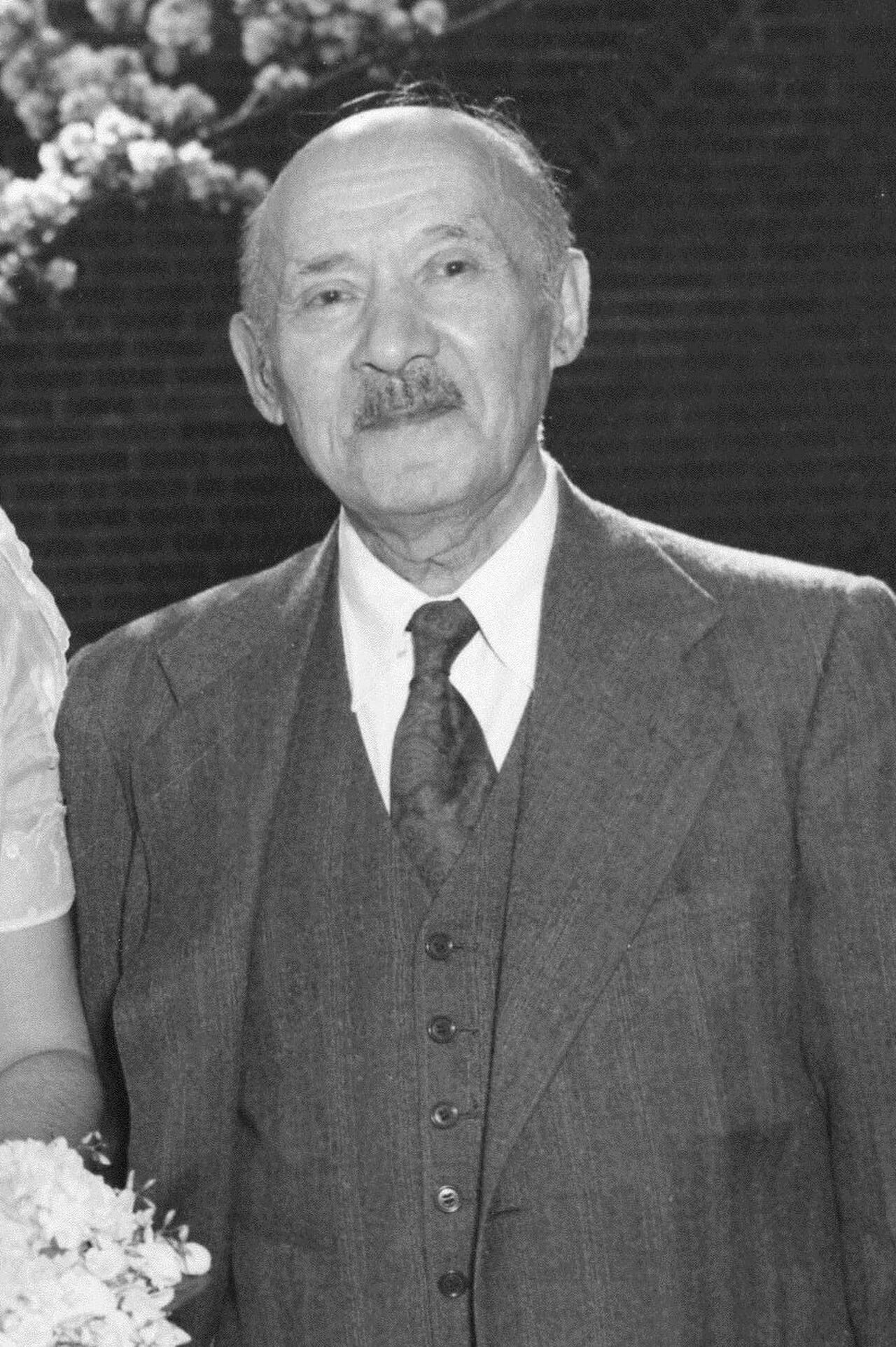 Portrait of Abe Elenkrieg (1878–1965) – memorial page