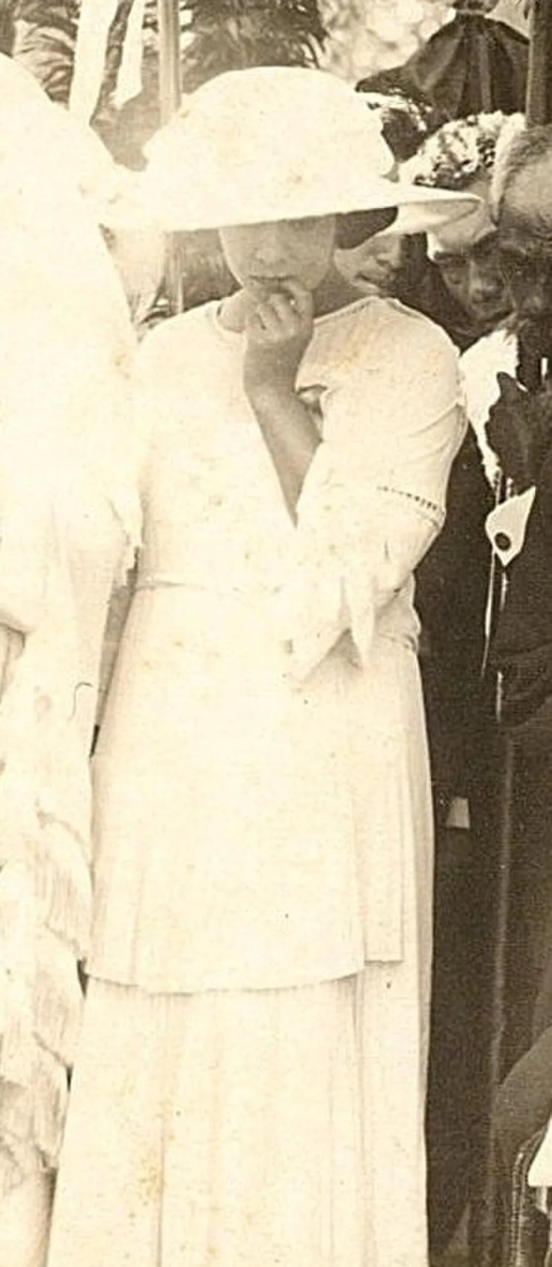 Porträt von Abigail Kapiolani Kawānanakoa (1903–1961) – Gedenkseite