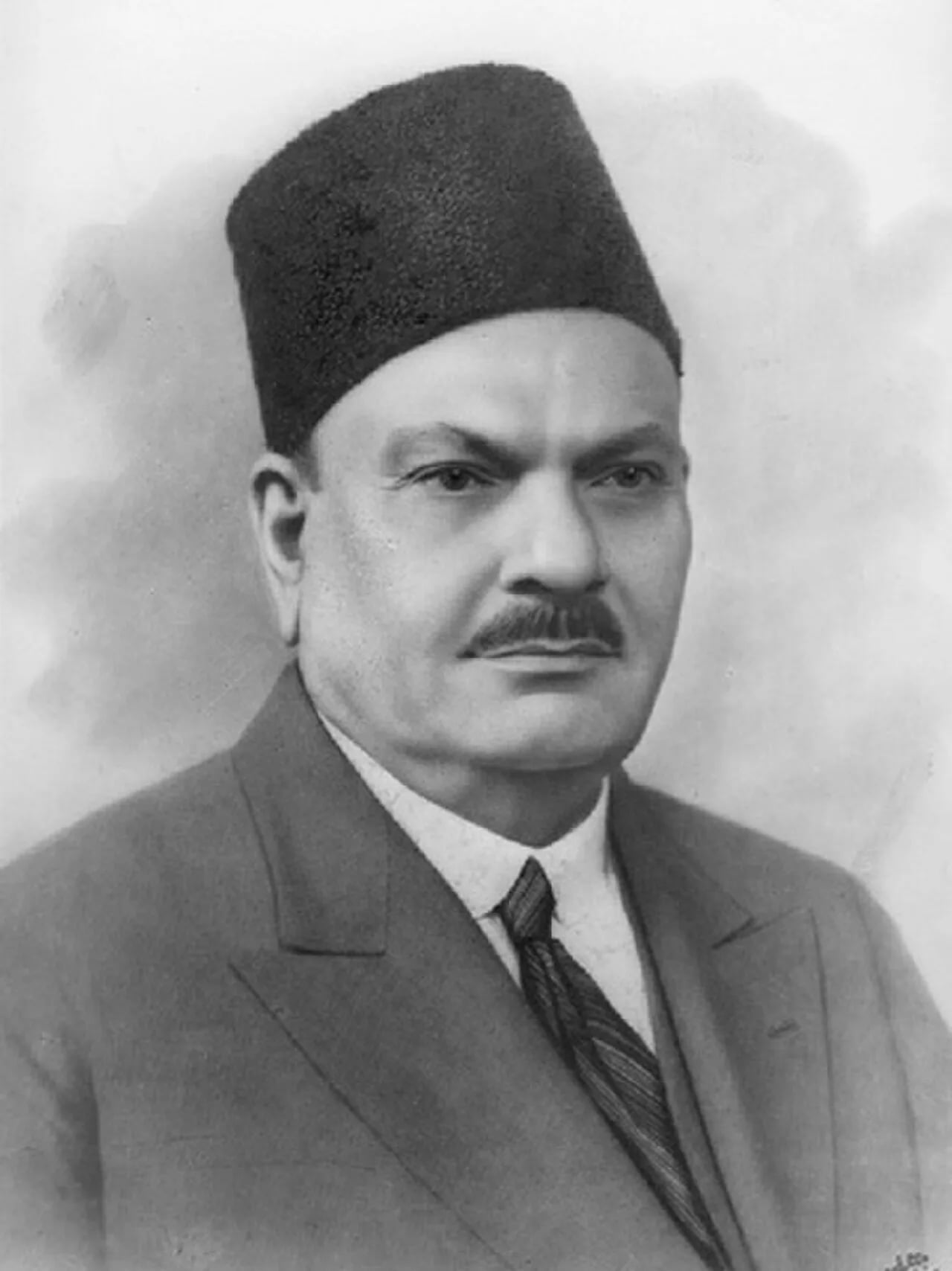 Porträt von Adamjee Haji Dawood (1880–1948) – Gedenkseite
