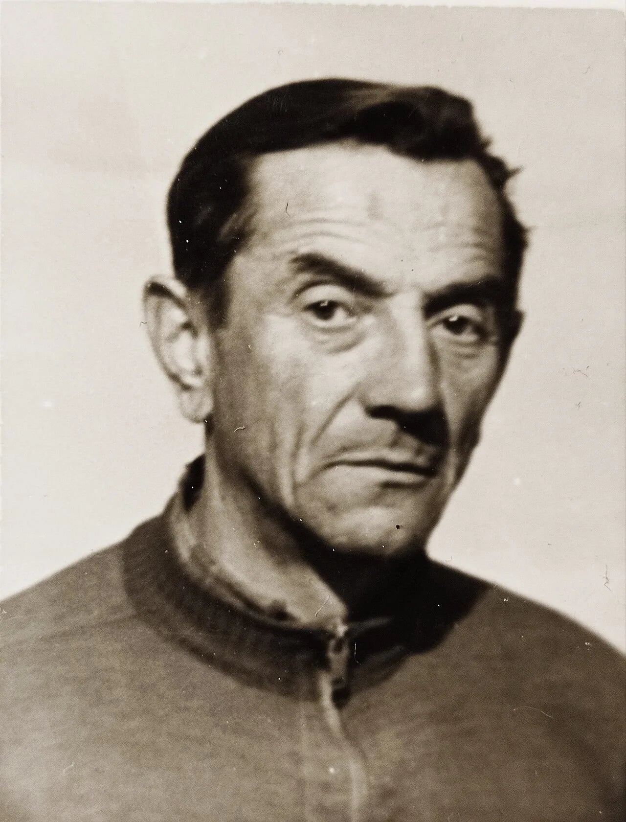 Portrait of Adolf Krzyk (1907–1987) – memorial page