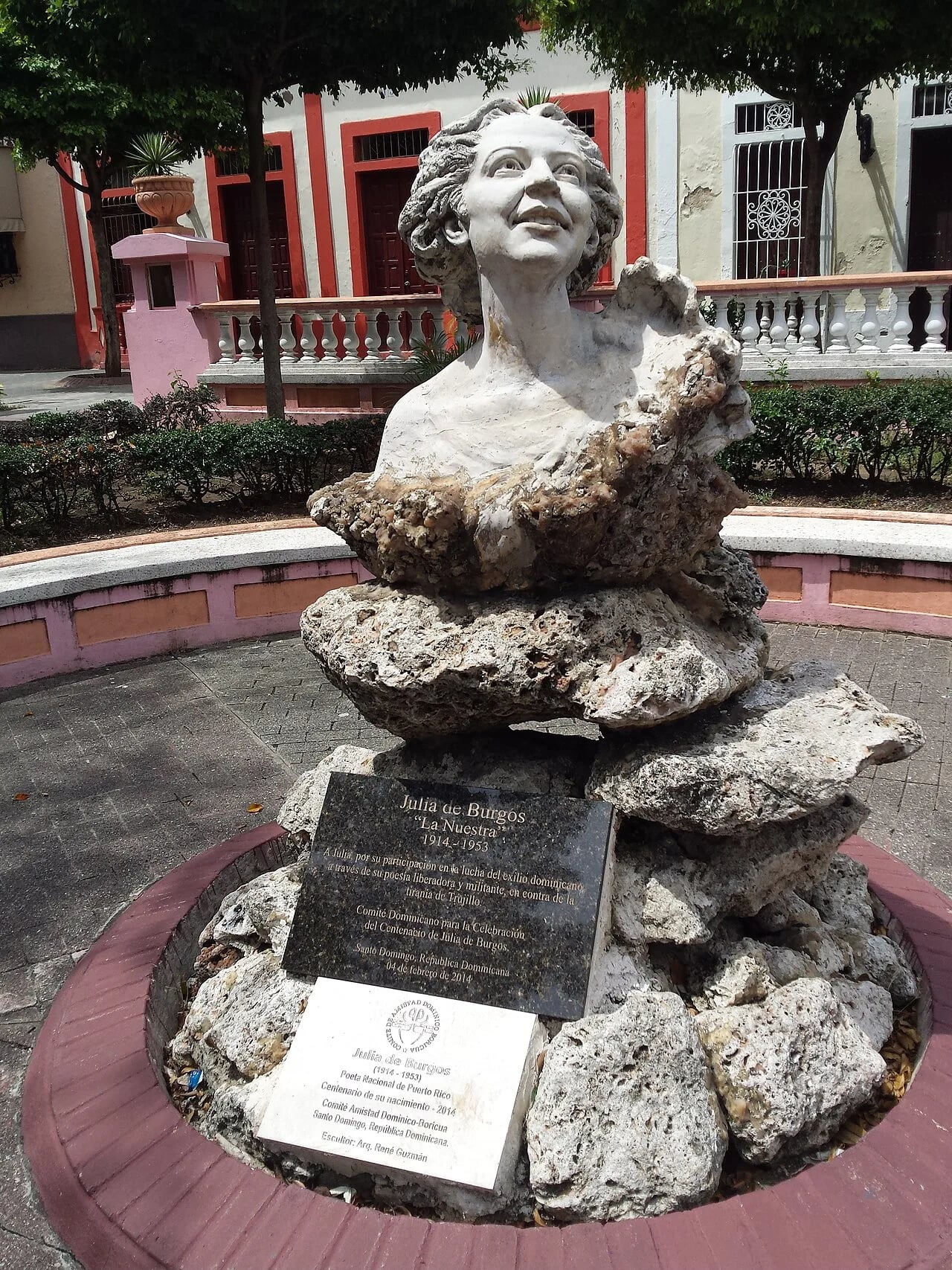 Portrait of Julia de Burgos (1914–1953) – memorial page