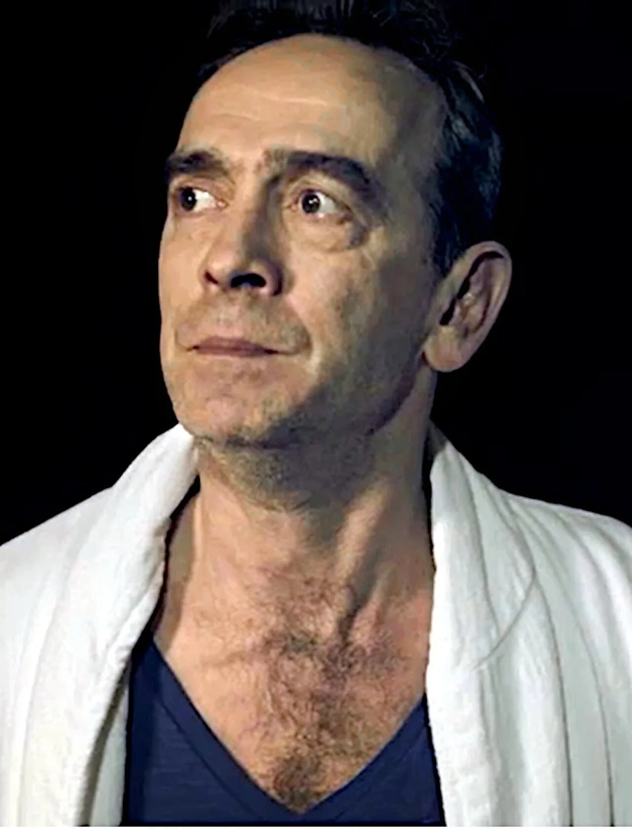Portrait of Adrian Schiller (1964–2024) – memorial page