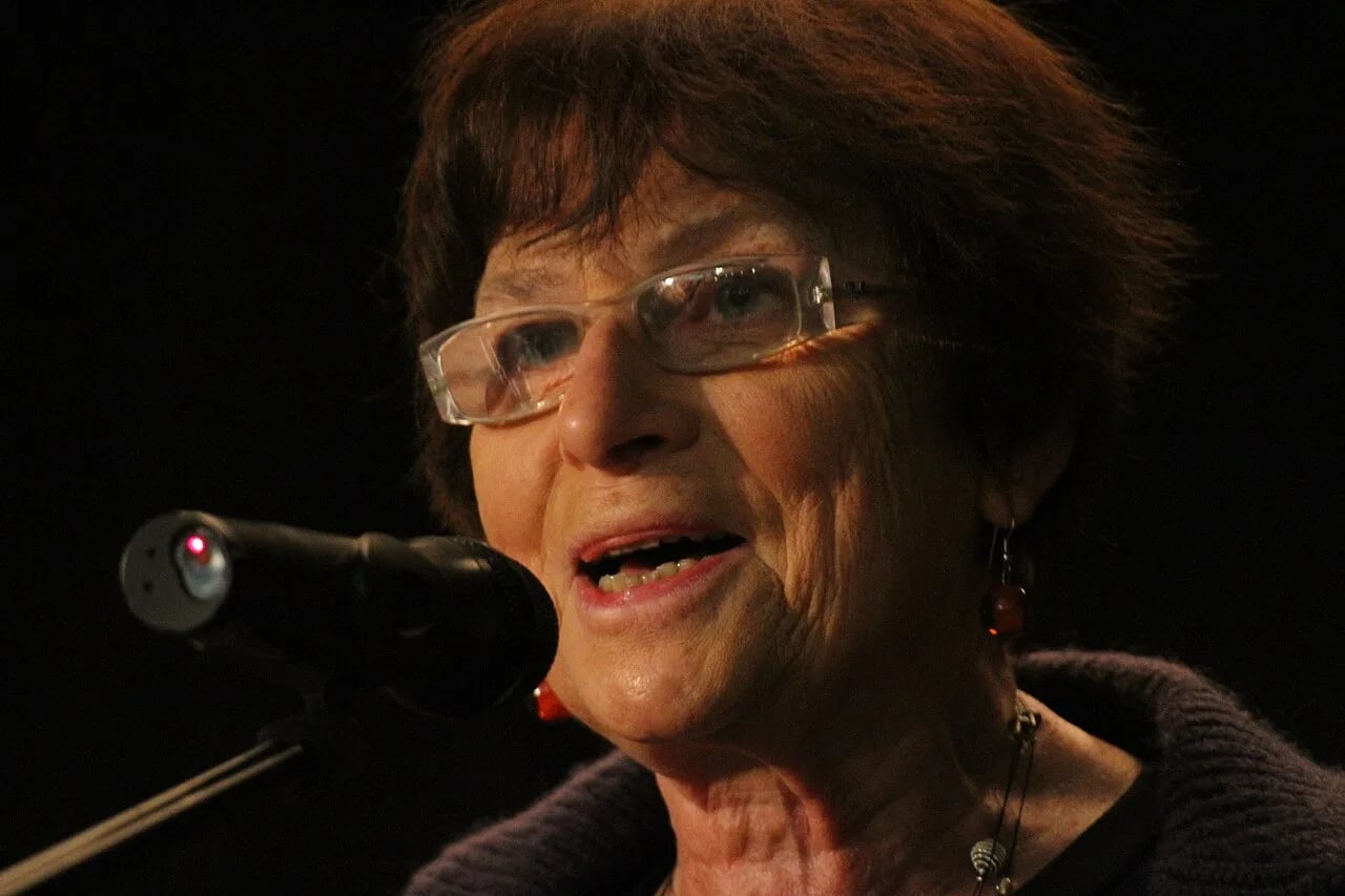 Portrait of Maudy Piot (1940–2017) – memorial page