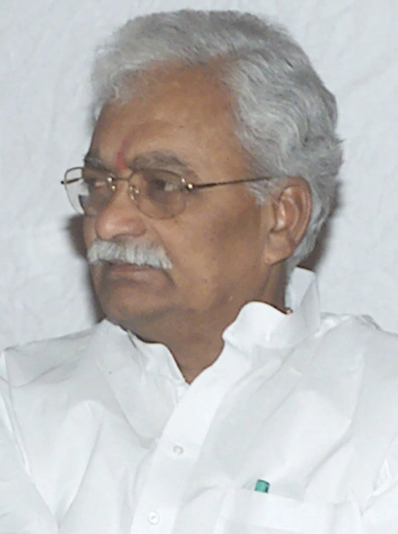 Porträt von Aelay Narendra (1946–2014) – Gedenkseite