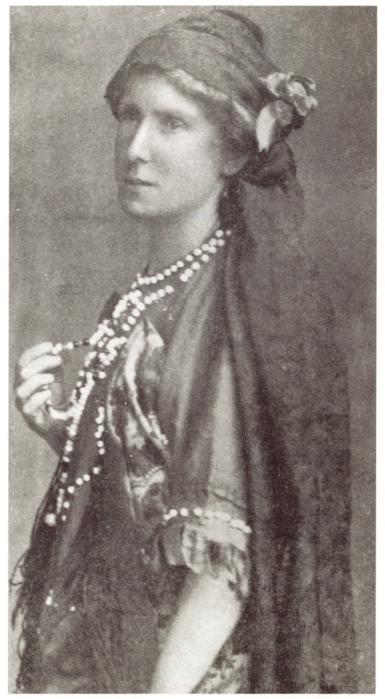 Portrait of Agnes O'Farrelly (1874–1951) – memorial page