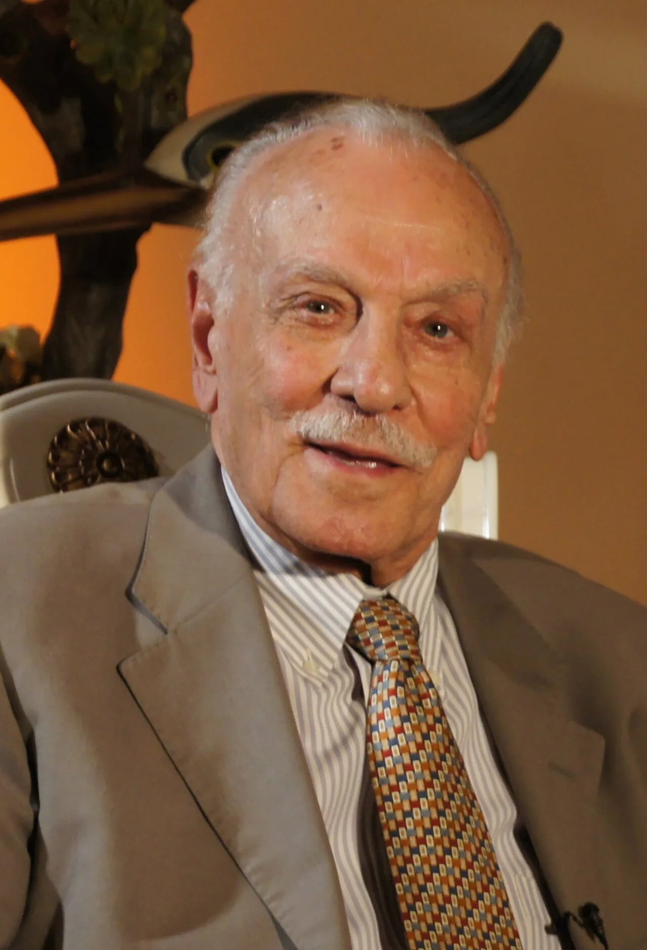 Porträt von Ahmad Abdulal (1932–2013) – Gedenkseite
