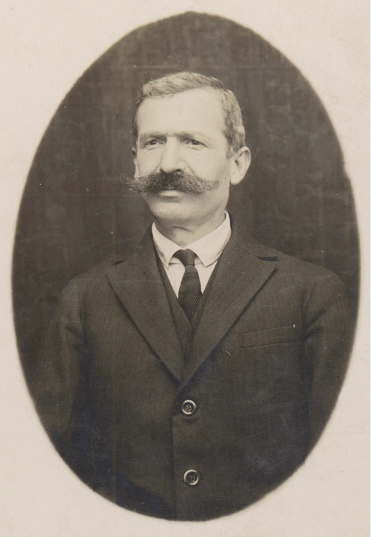 Porträt von Ahmet Dakli (1879–1947) – Gedenkseite